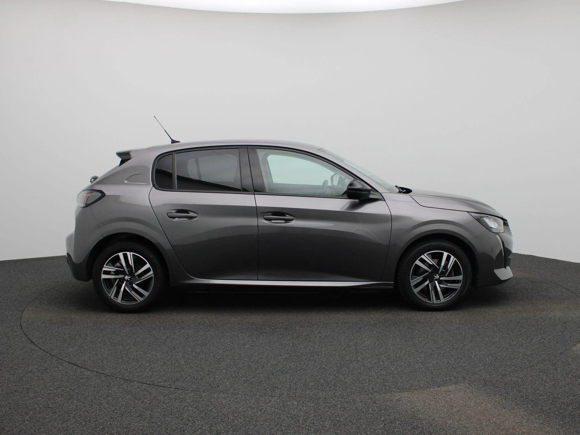 Peugeot-208-image-5