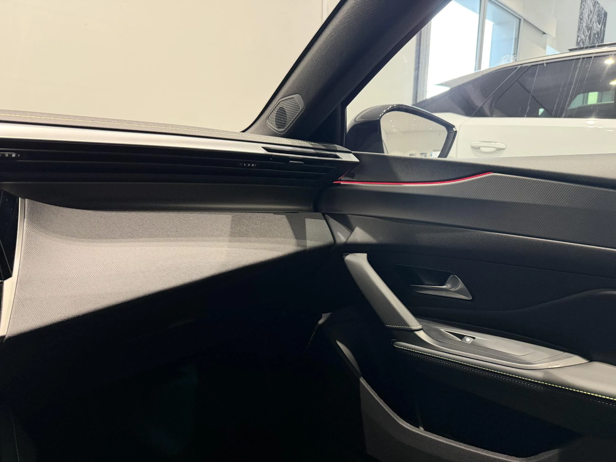 Peugeot-308-image-29