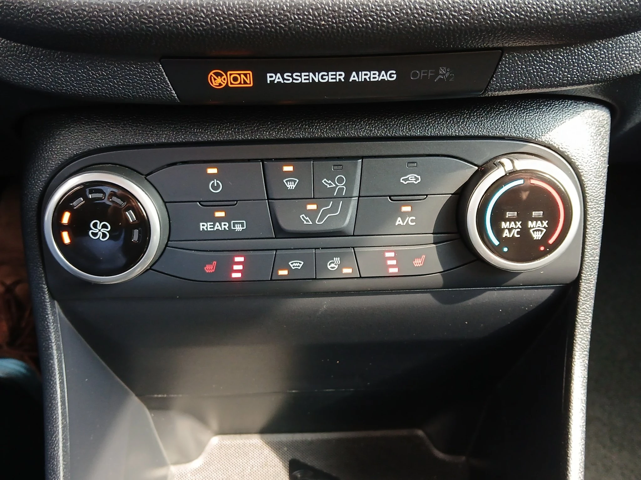 Ford Fiesta Trend AC | BT | DAB+ | WINTER-PAKET