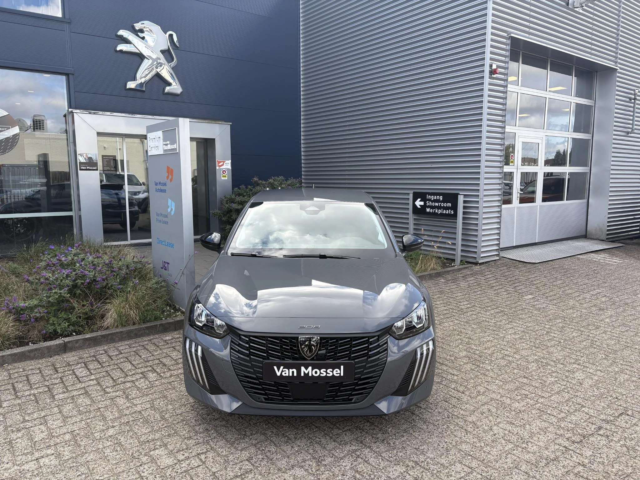 Peugeot-208-image-3