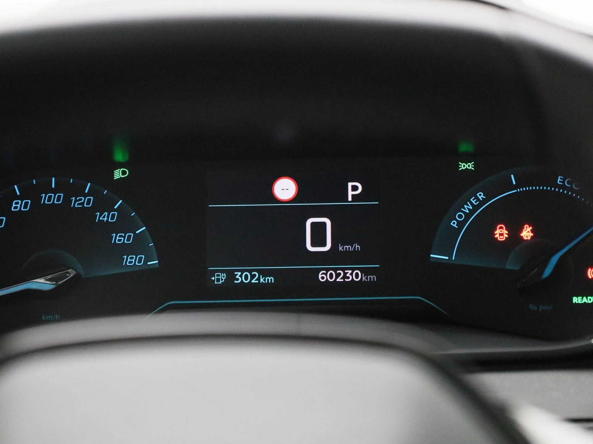 Peugeot-e-208-image-7