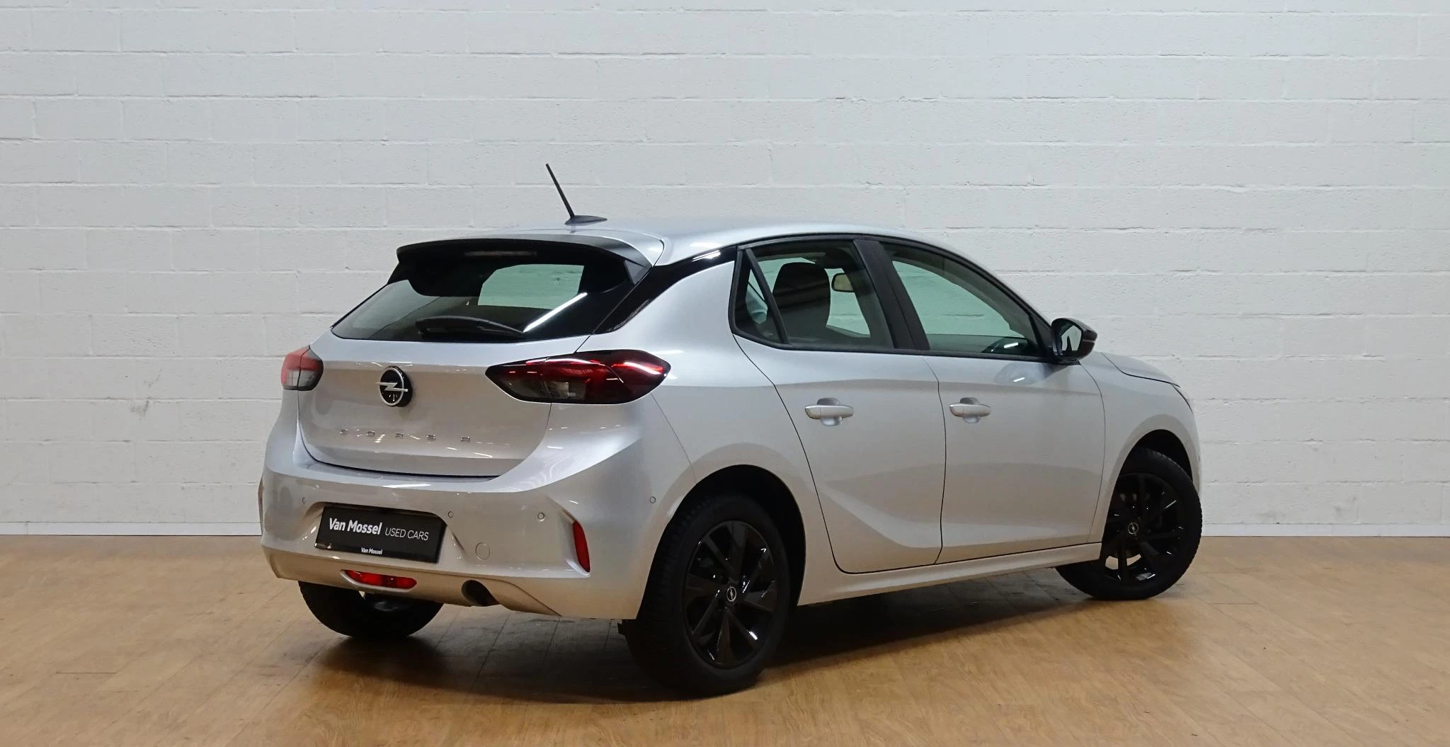 Opel-Corsa-image-2