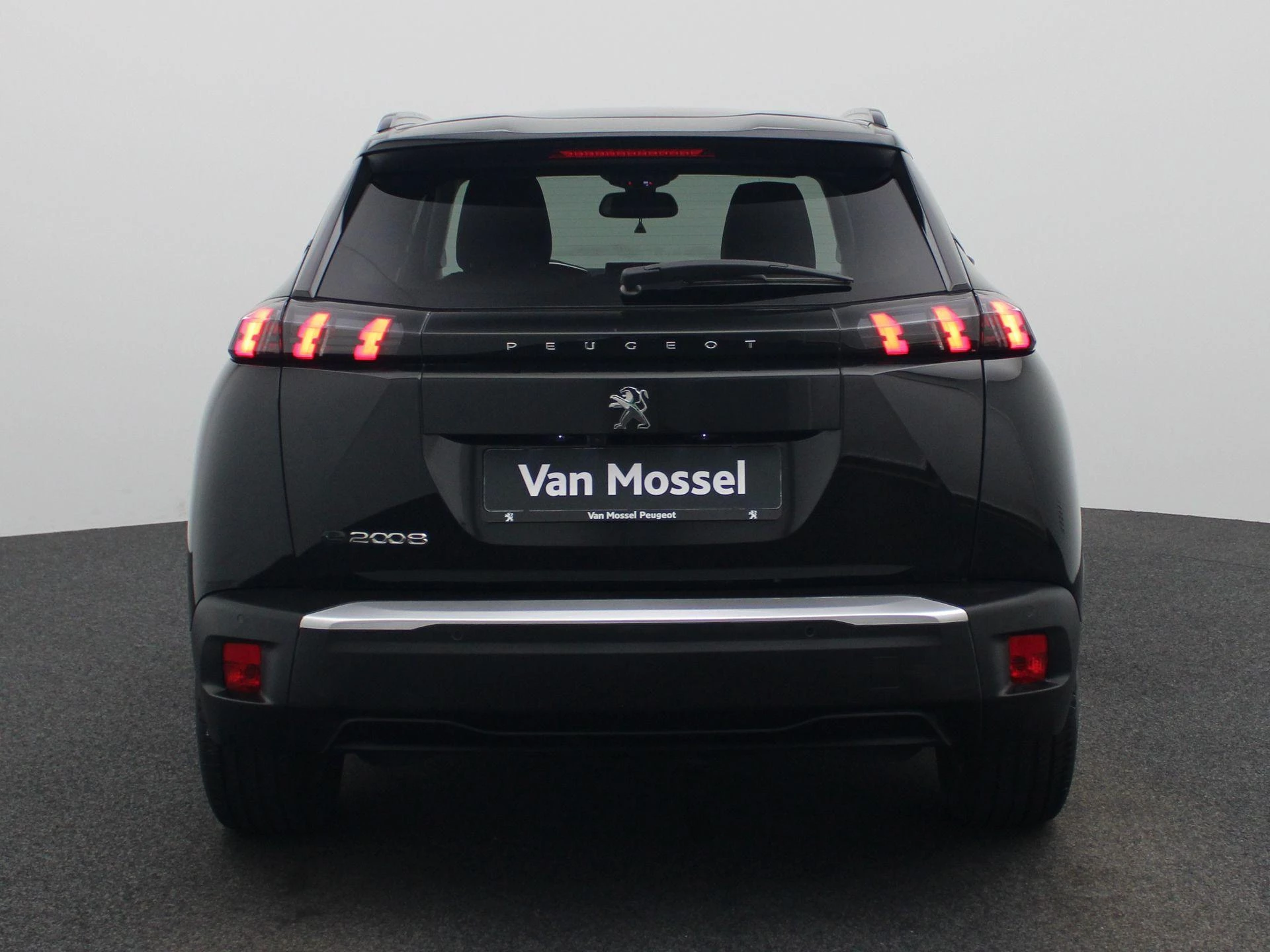 Peugeot e-2008