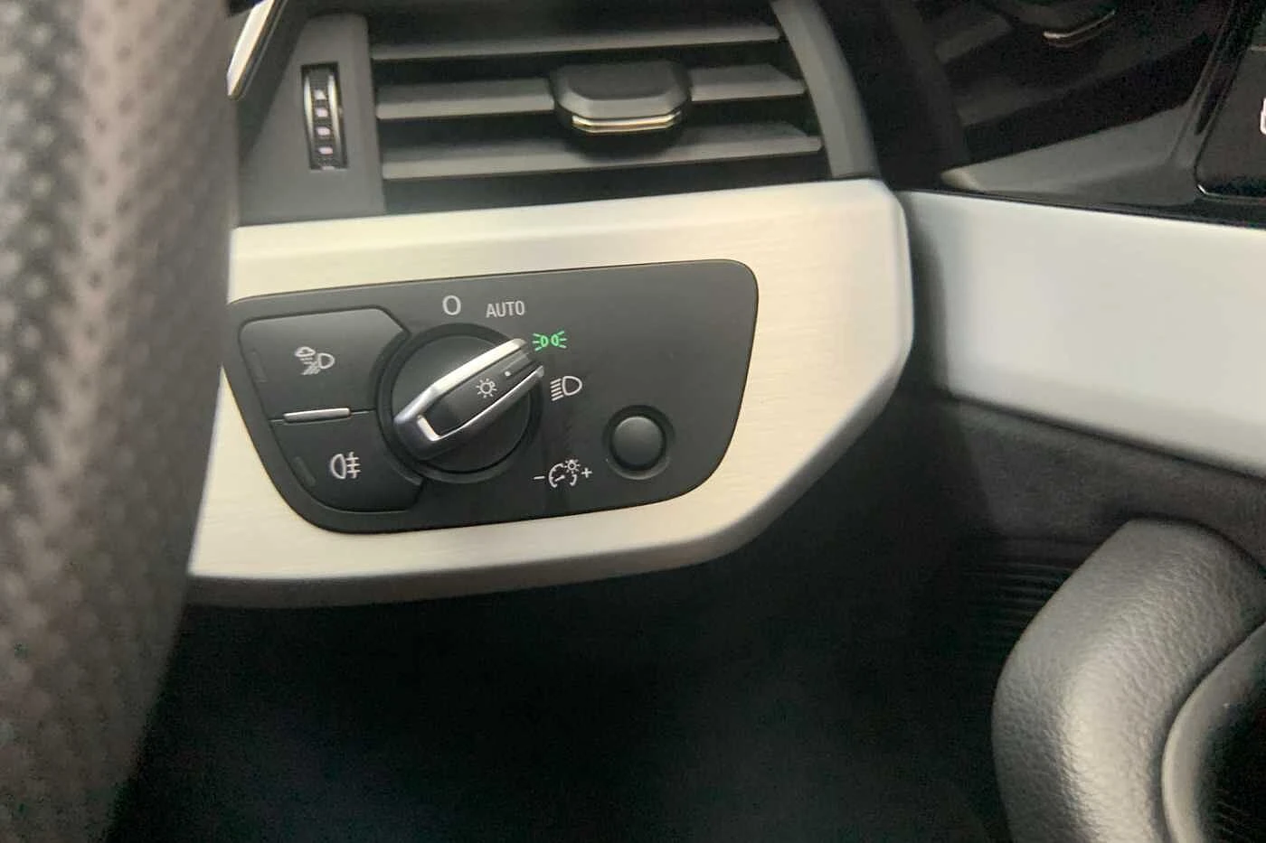 Audi-A4-image-24