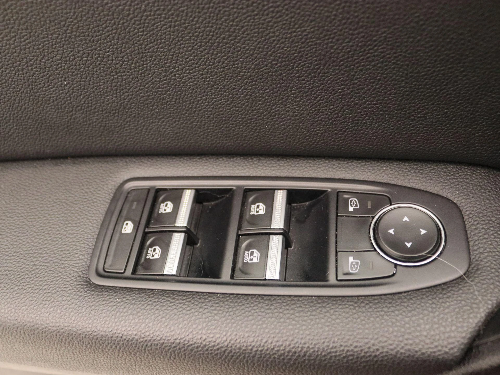 Renault-Captur-image-20