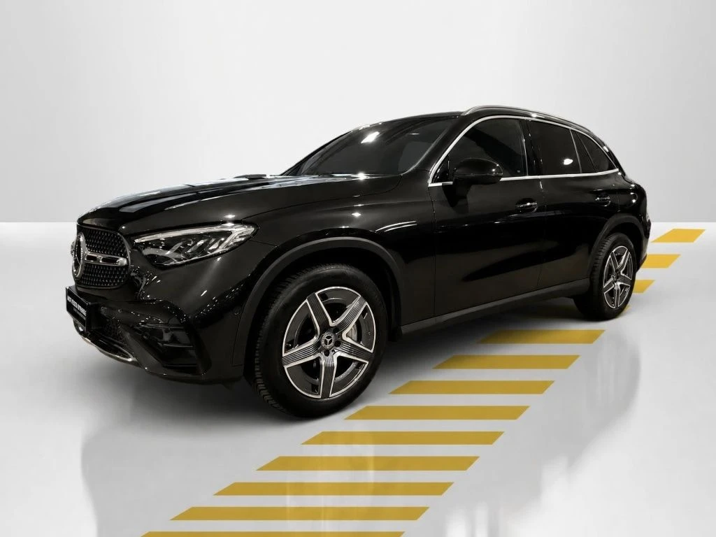 Mercedes-Benz-GLC 300 d-image-3