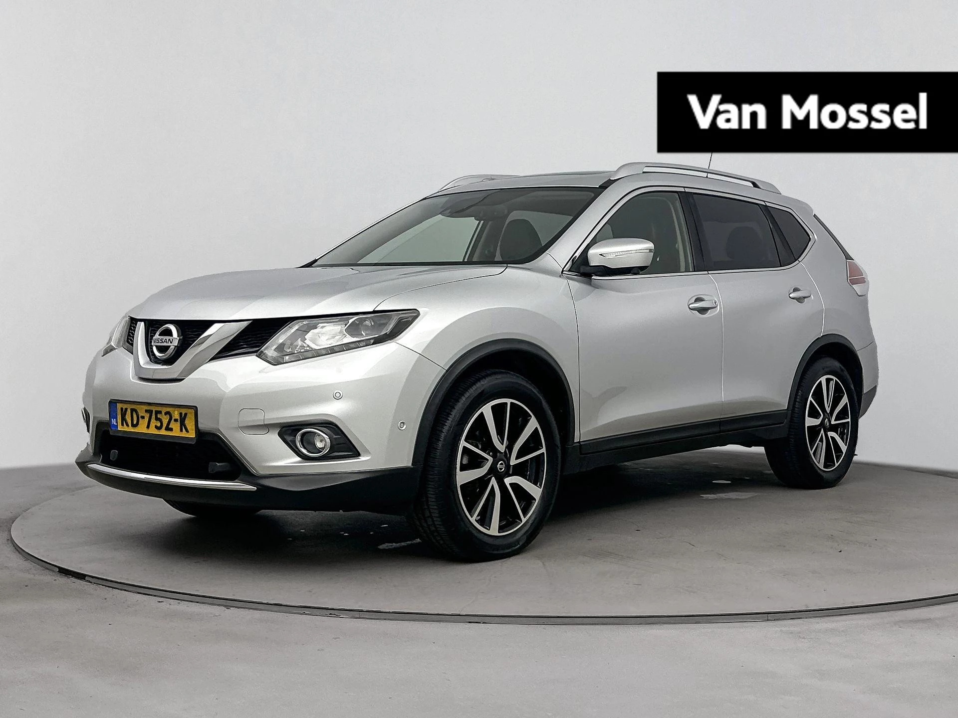 Nissan-X-Trail-image-0