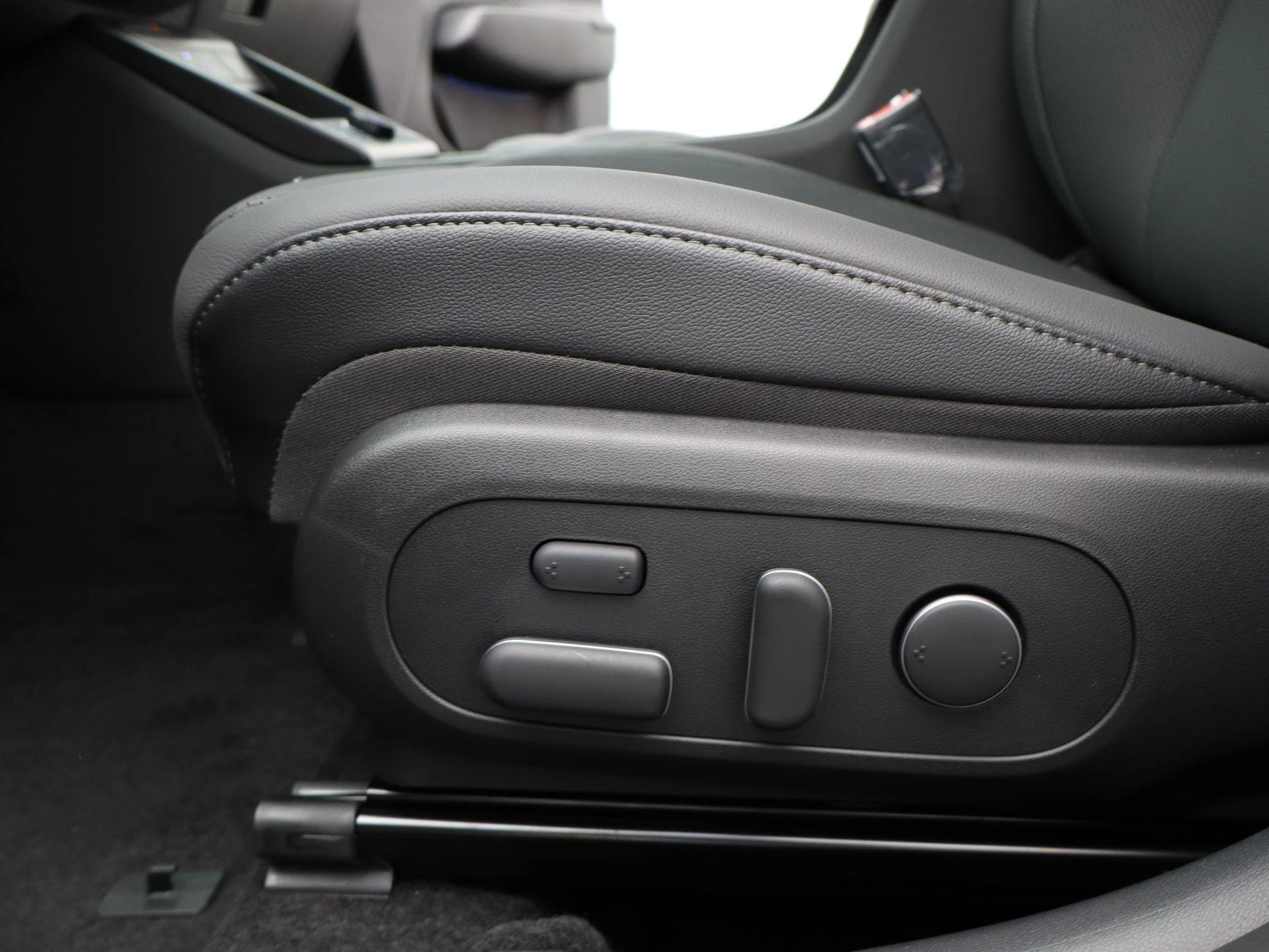 Hyundai-Kona-image-26