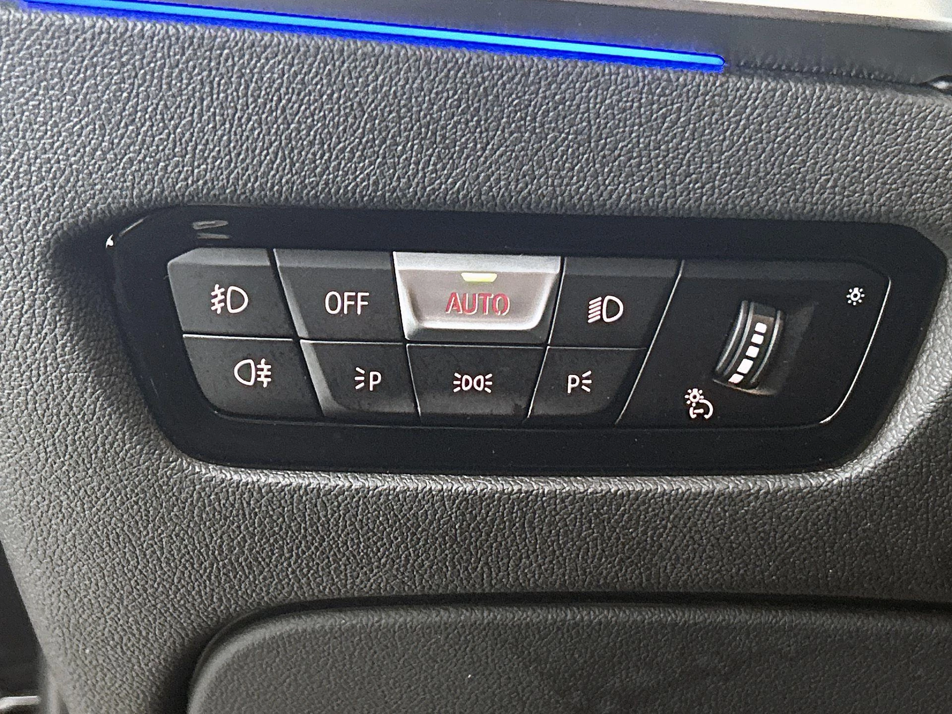 BMW-3 Serie-image-13