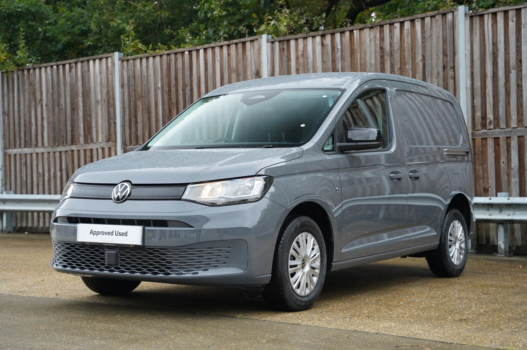 Volkswagen-Caddy-image-27