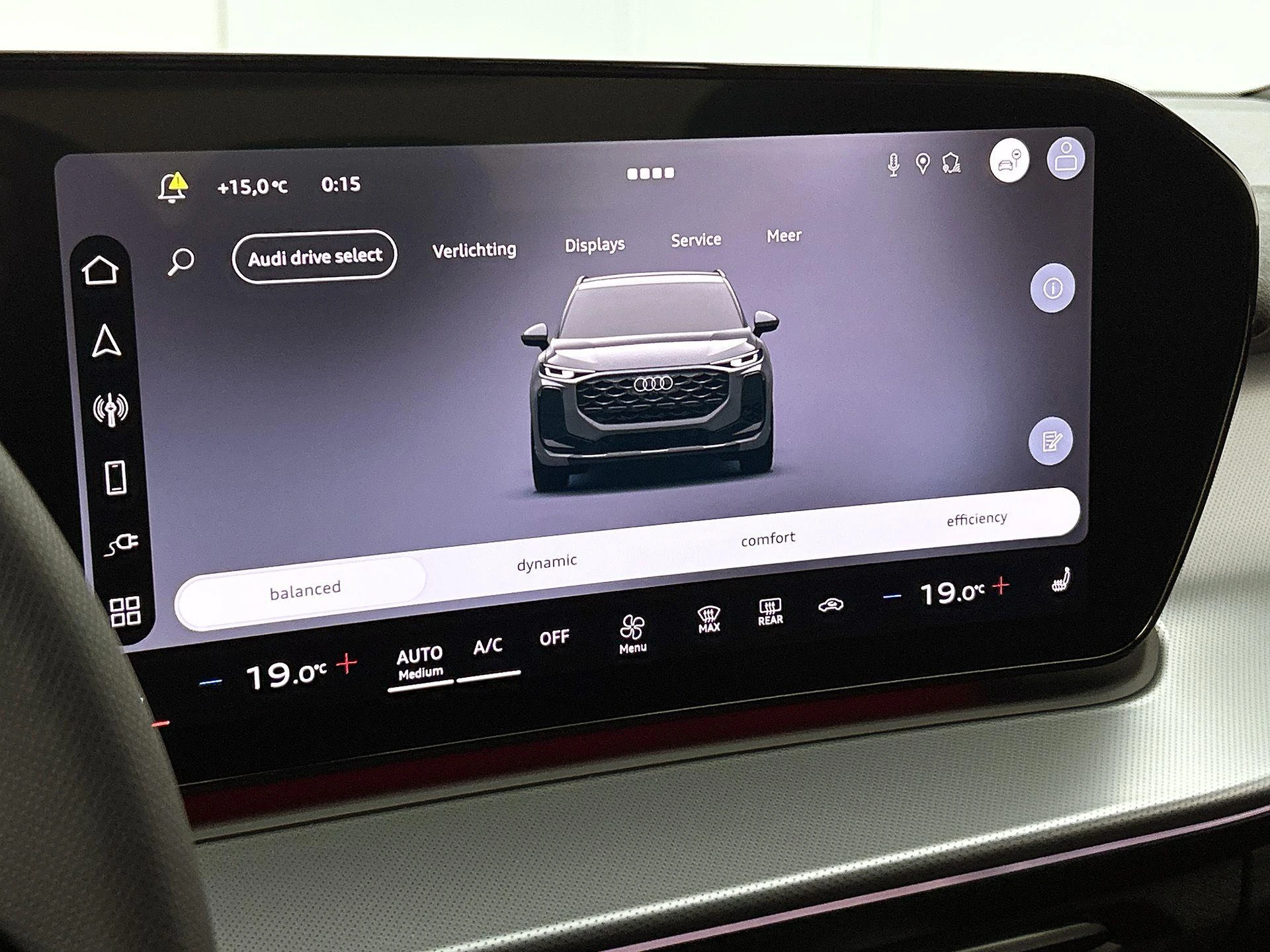 Audi-Q3-image-13