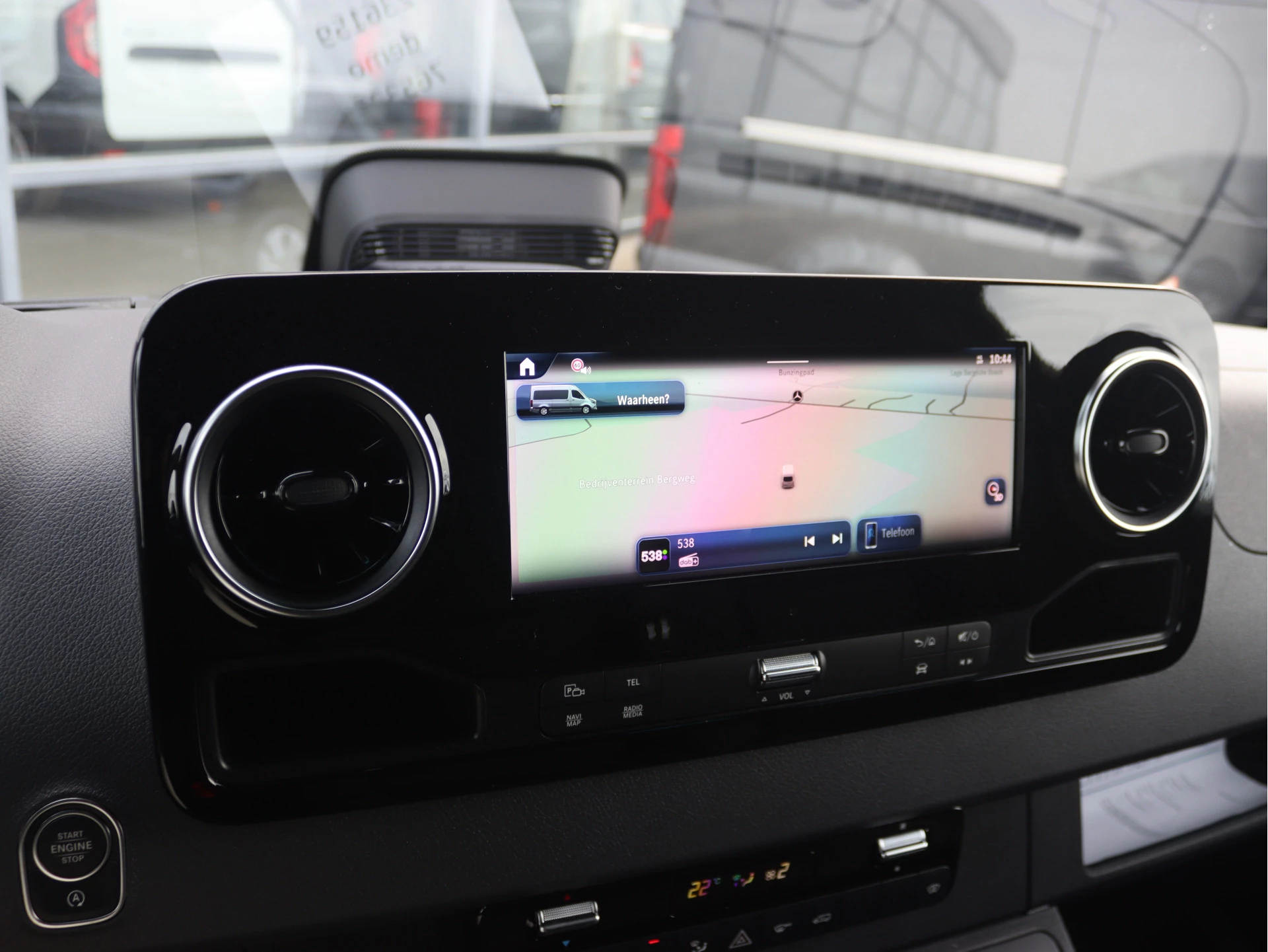 Mercedes-Benz-Sprinter-image-8