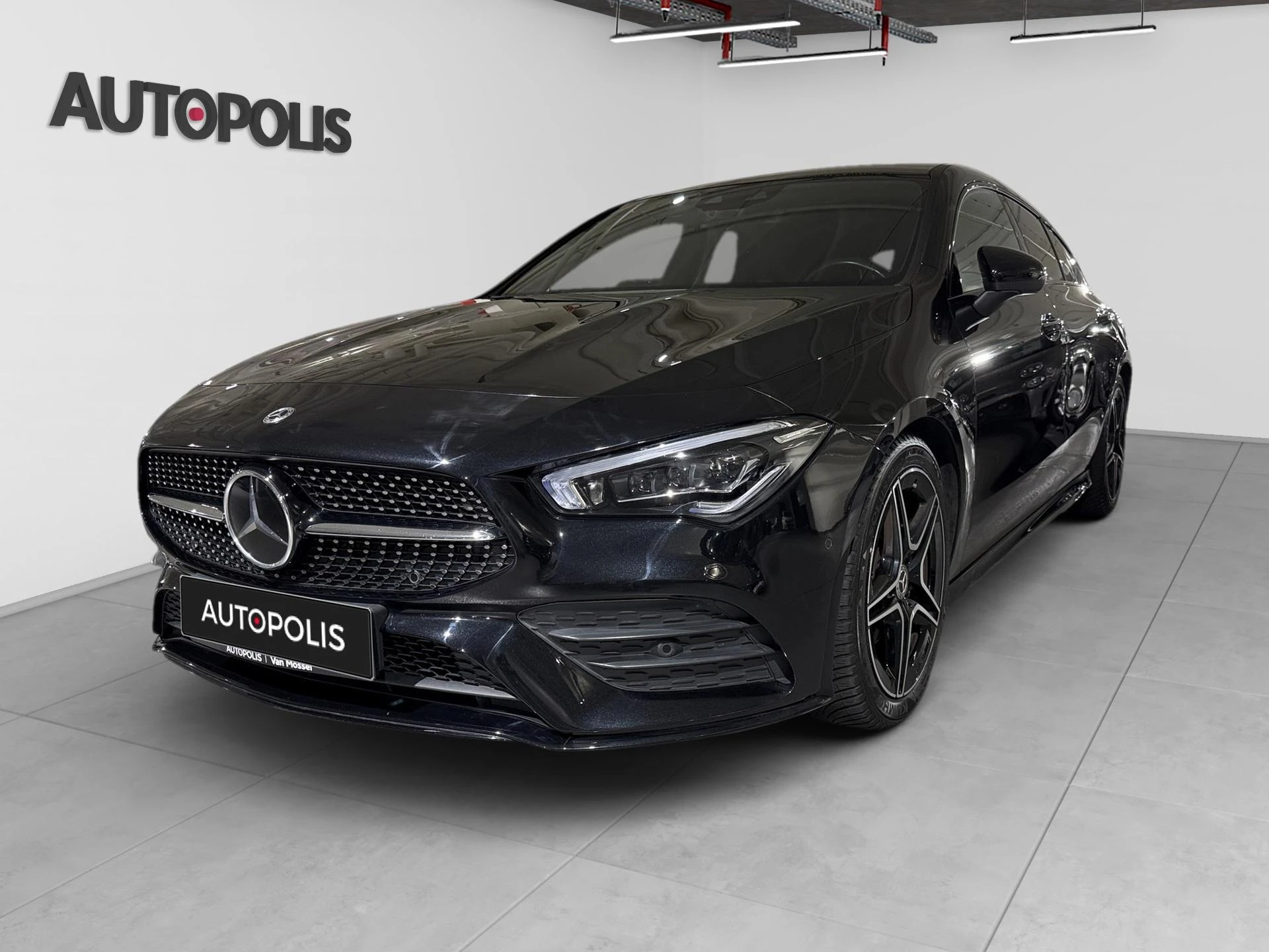 Mercedes-Benz-CLA-image-18