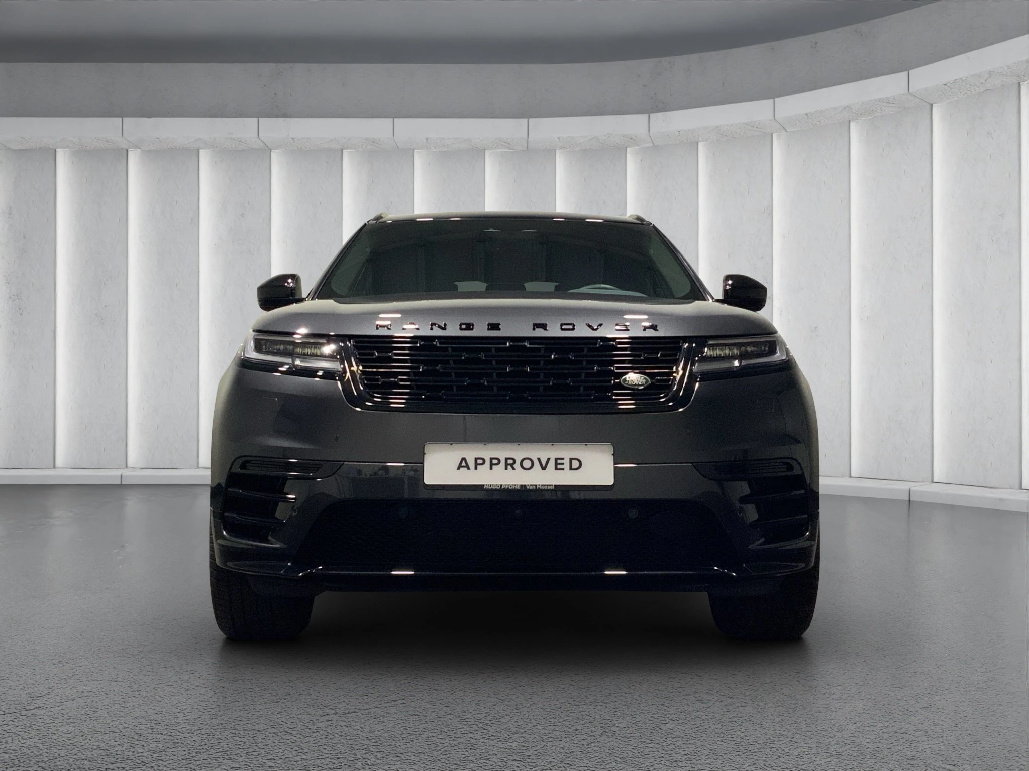 Land Rover-Range Rover Velar-image-3