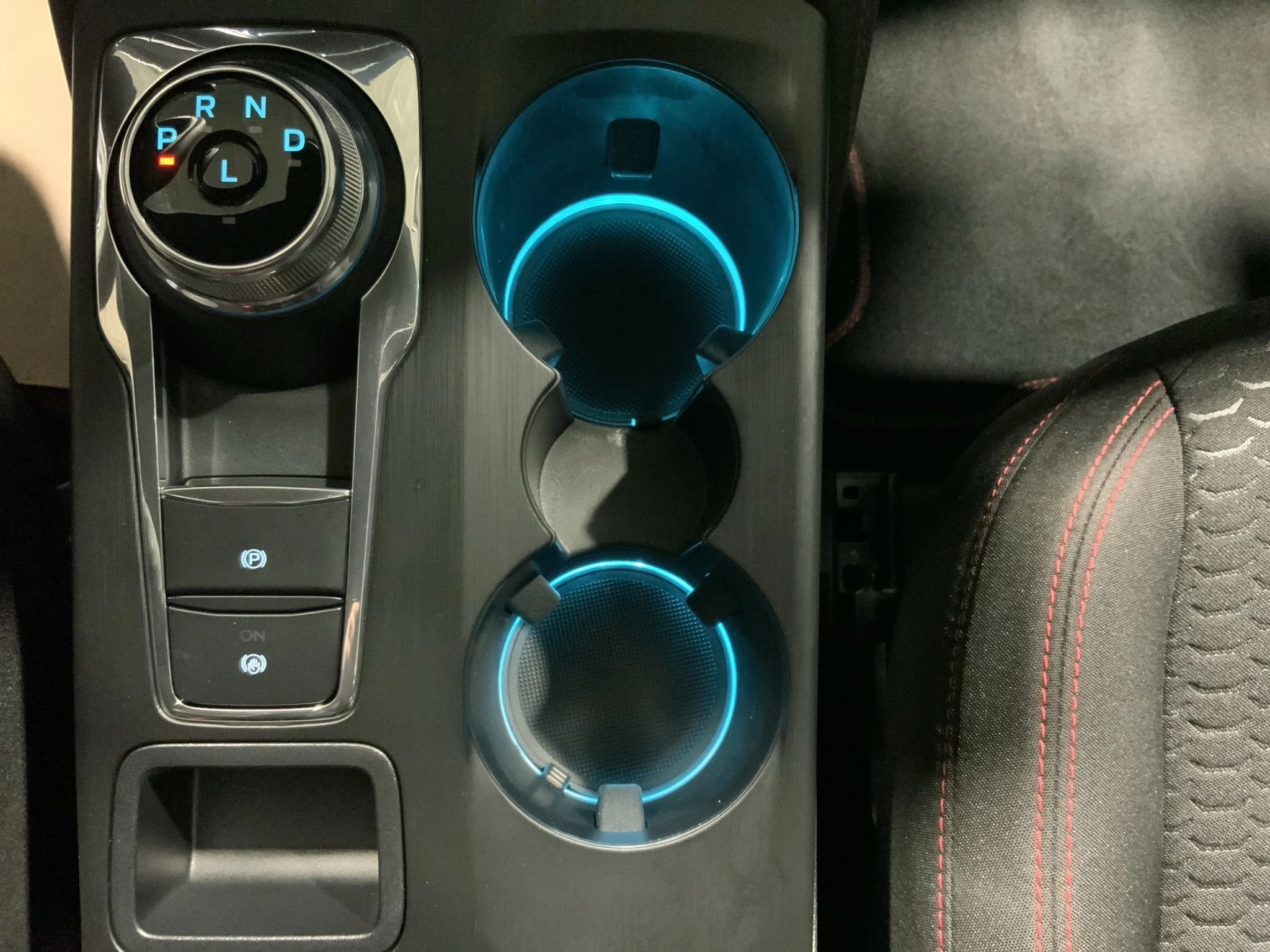Ford-Kuga-image-18