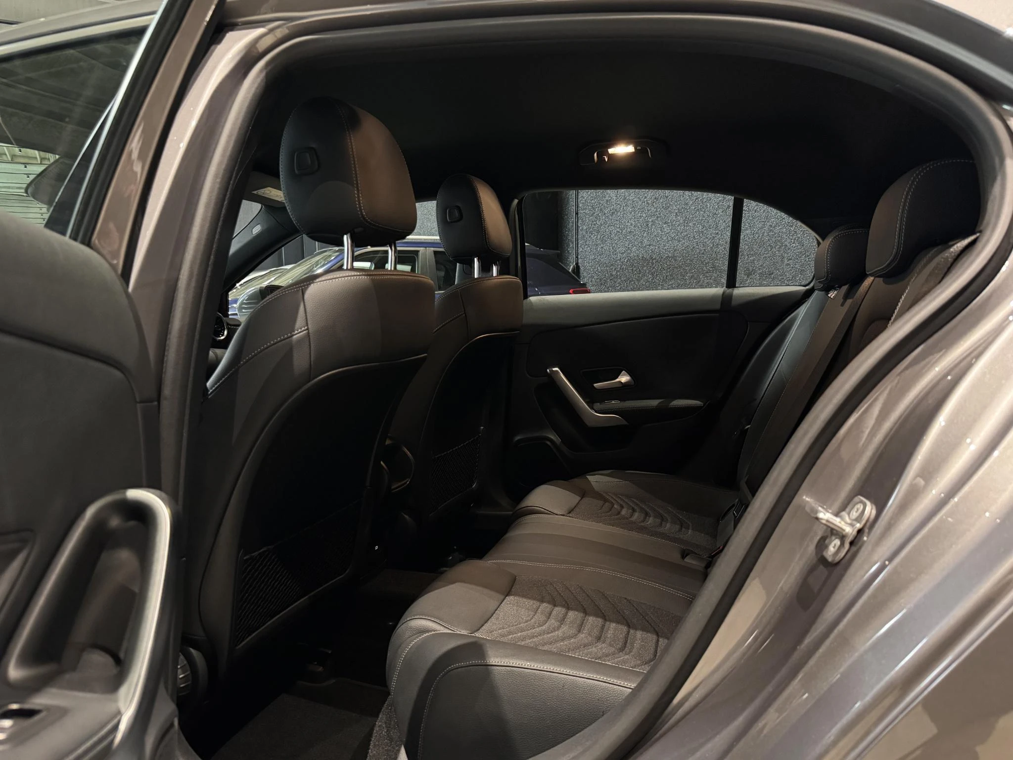 Mercedes-Benz-A-Klasse-image-8
