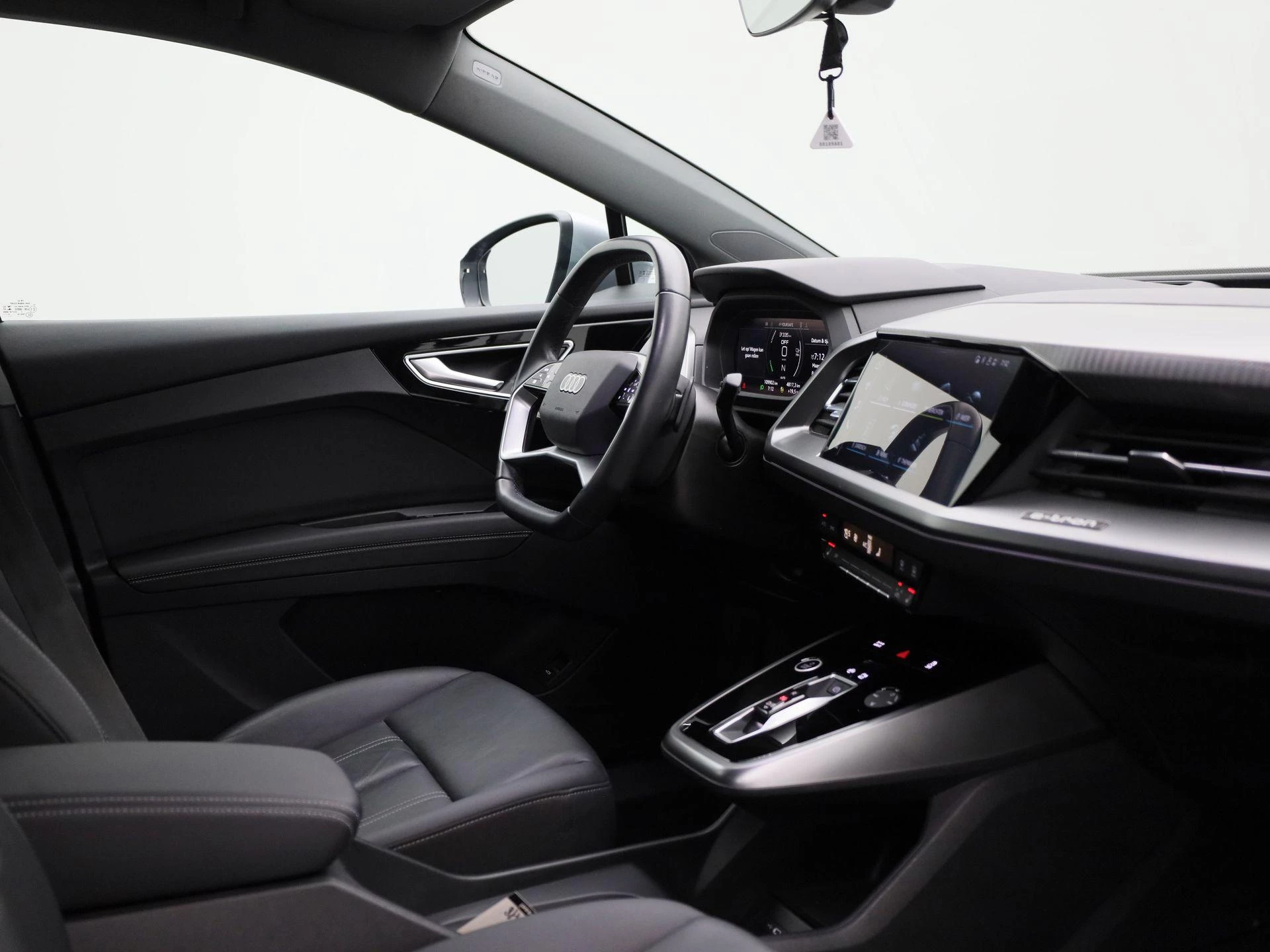 Audi-Q4 Sportback e-tron-image-34