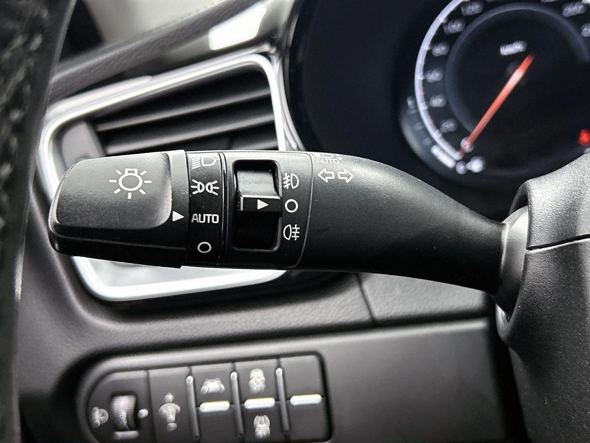 Kia-XCeed-image-11