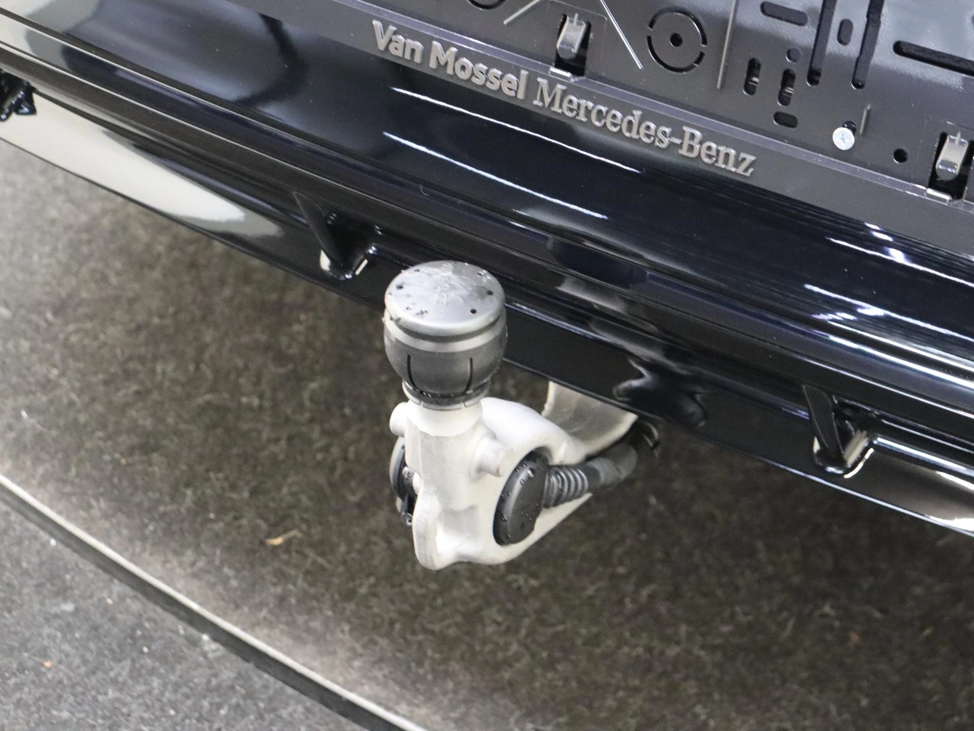 Mercedes-Benz-CLA-image-28