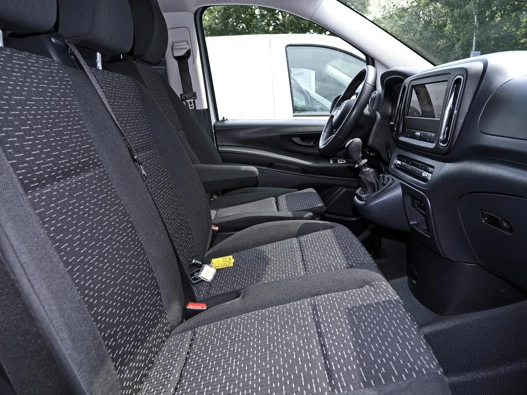 Mercedes-Benz-Vito 116-image-12
