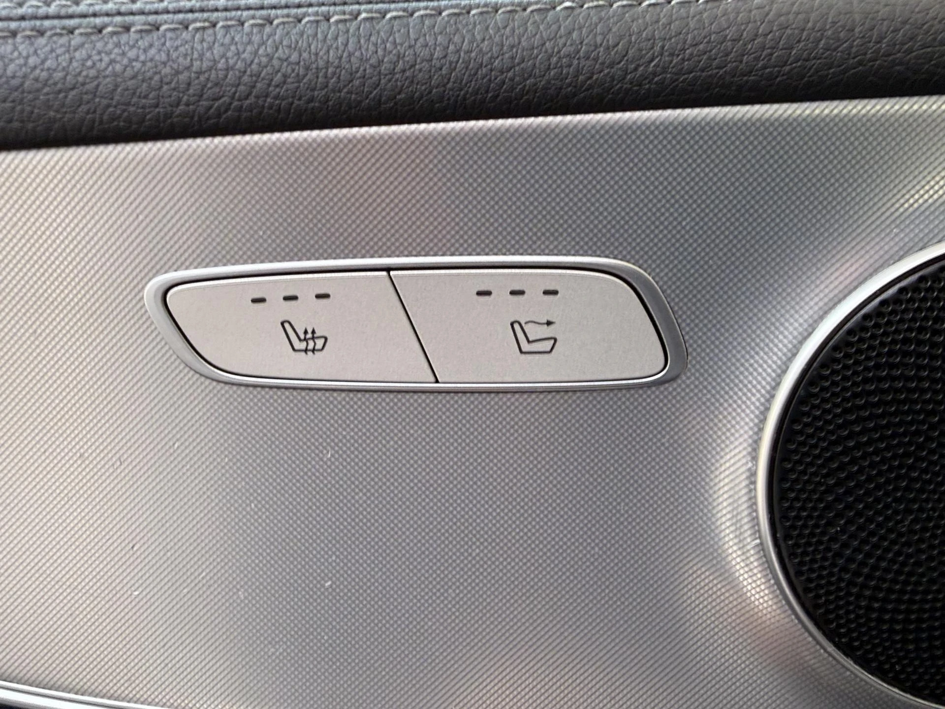 Mercedes-Benz-E-Klasse-image-26
