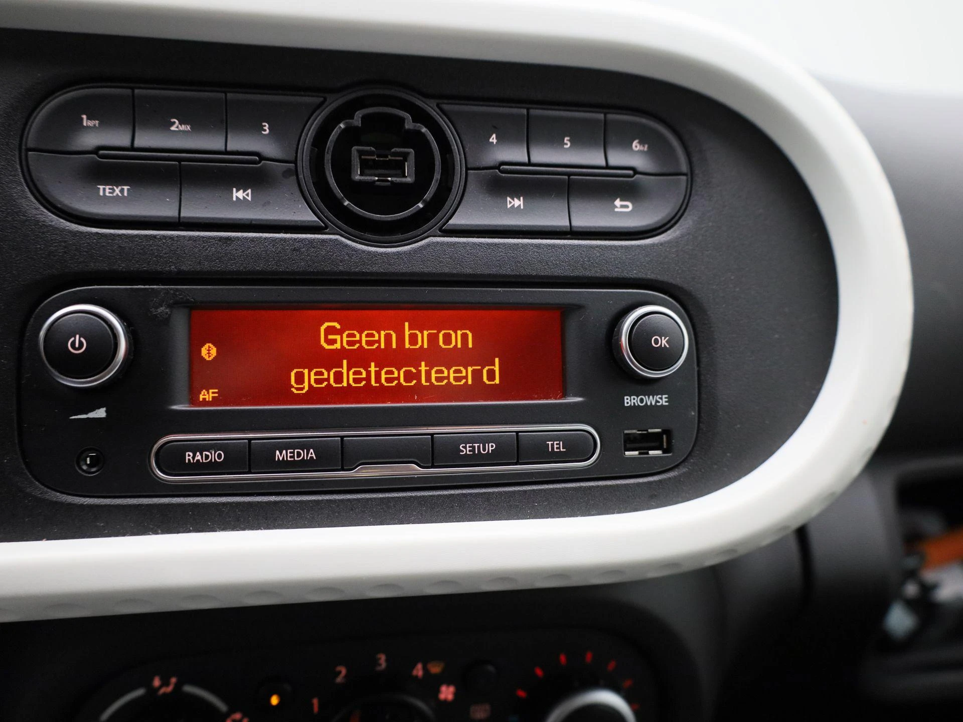 Renault-Twingo-image-17