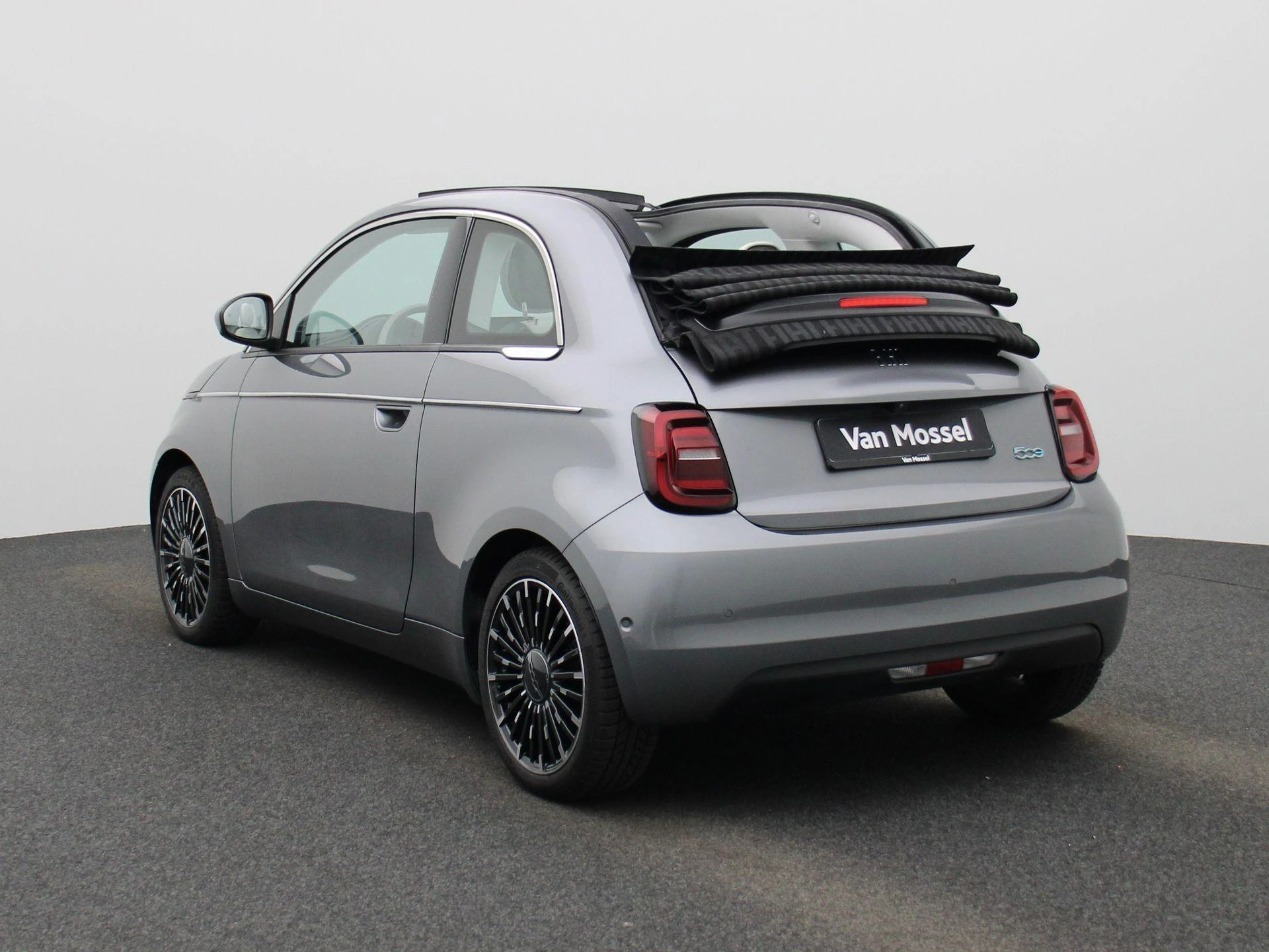Fiat-500e-image-1