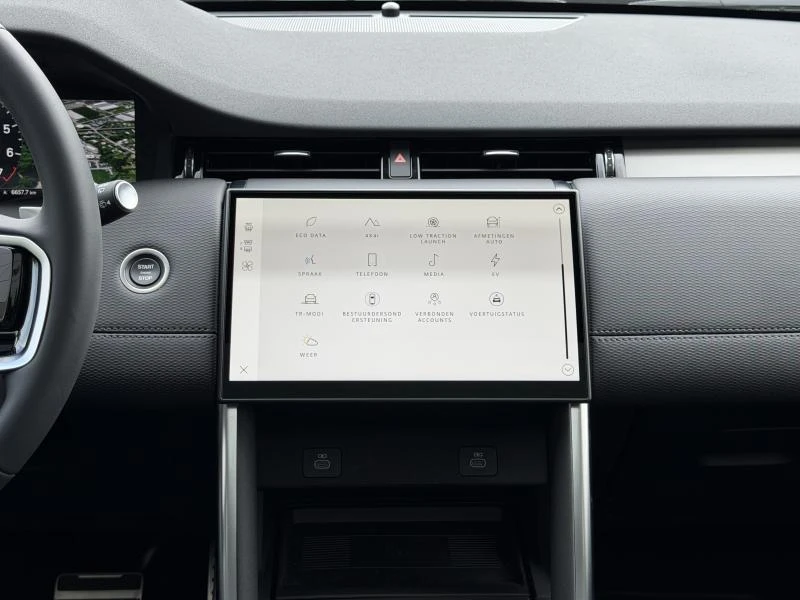 Land Rover-Discovery Sport-image-23