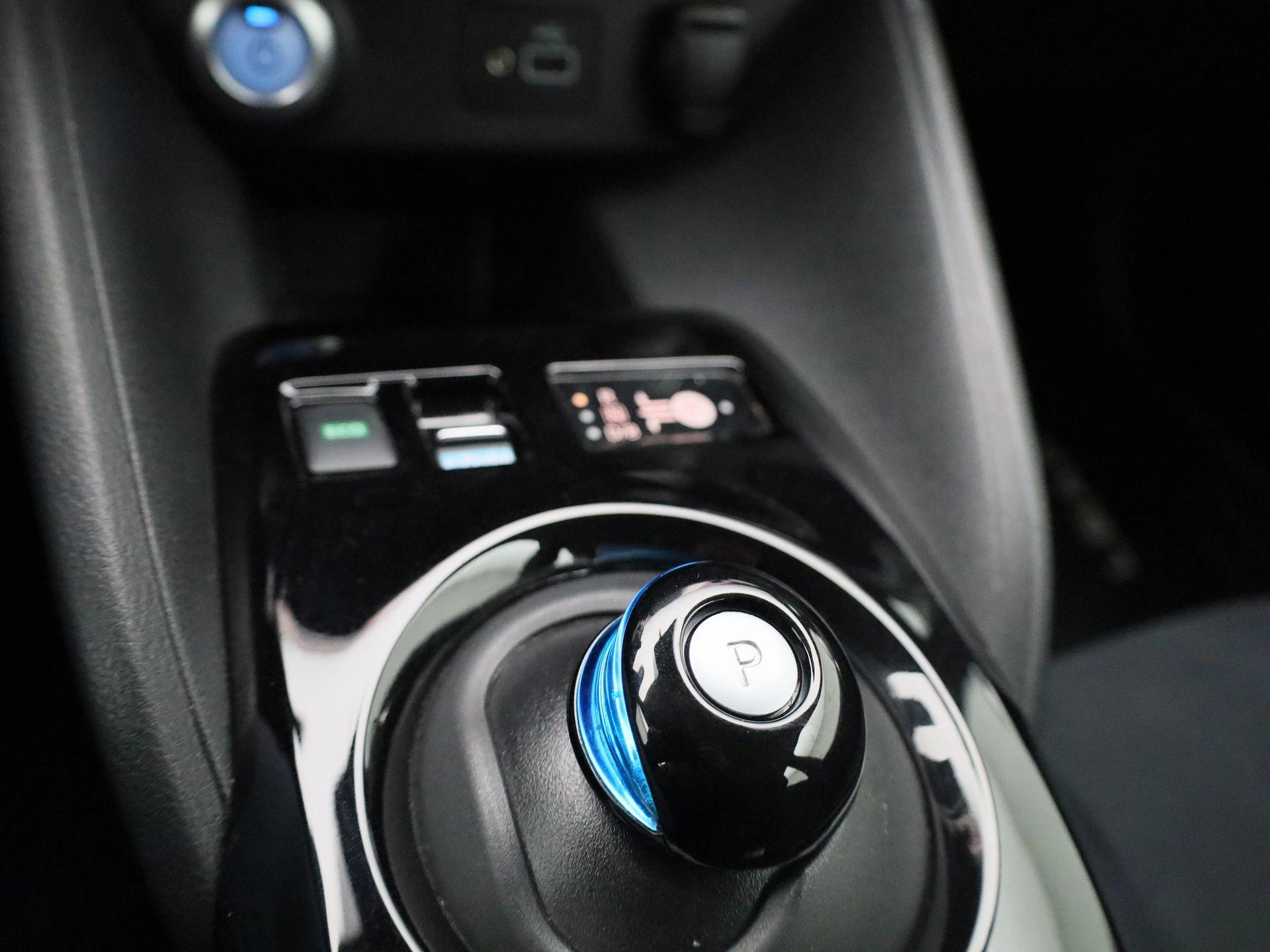 Nissan-Leaf-image-21