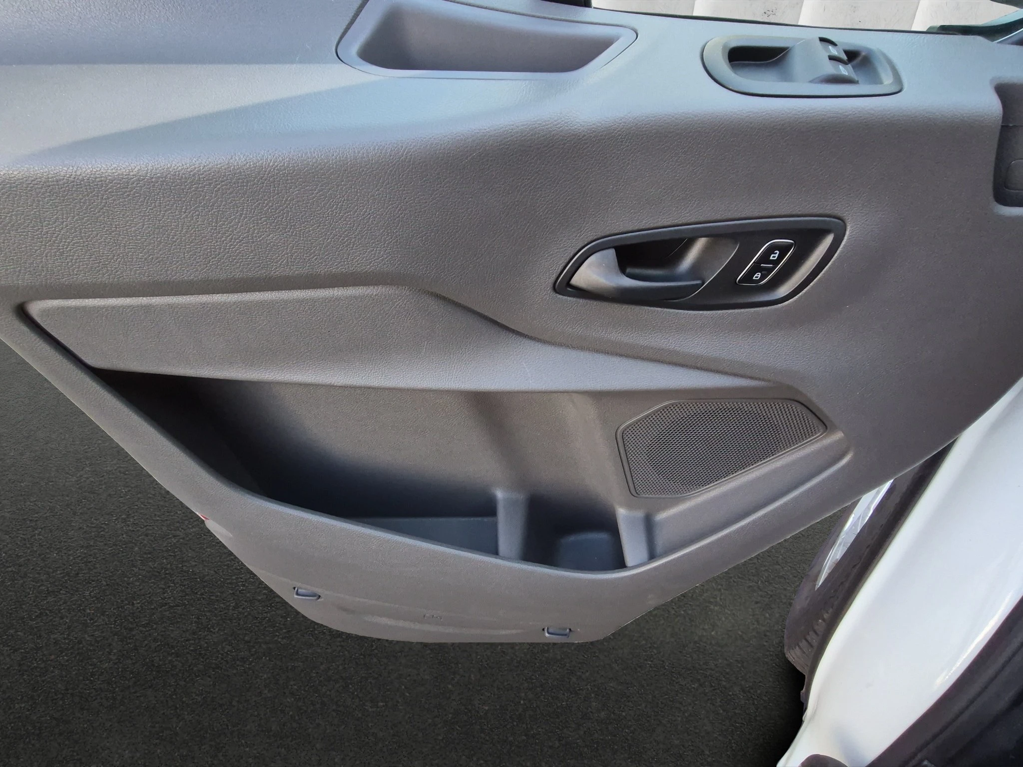 Ford-Transit-image-15