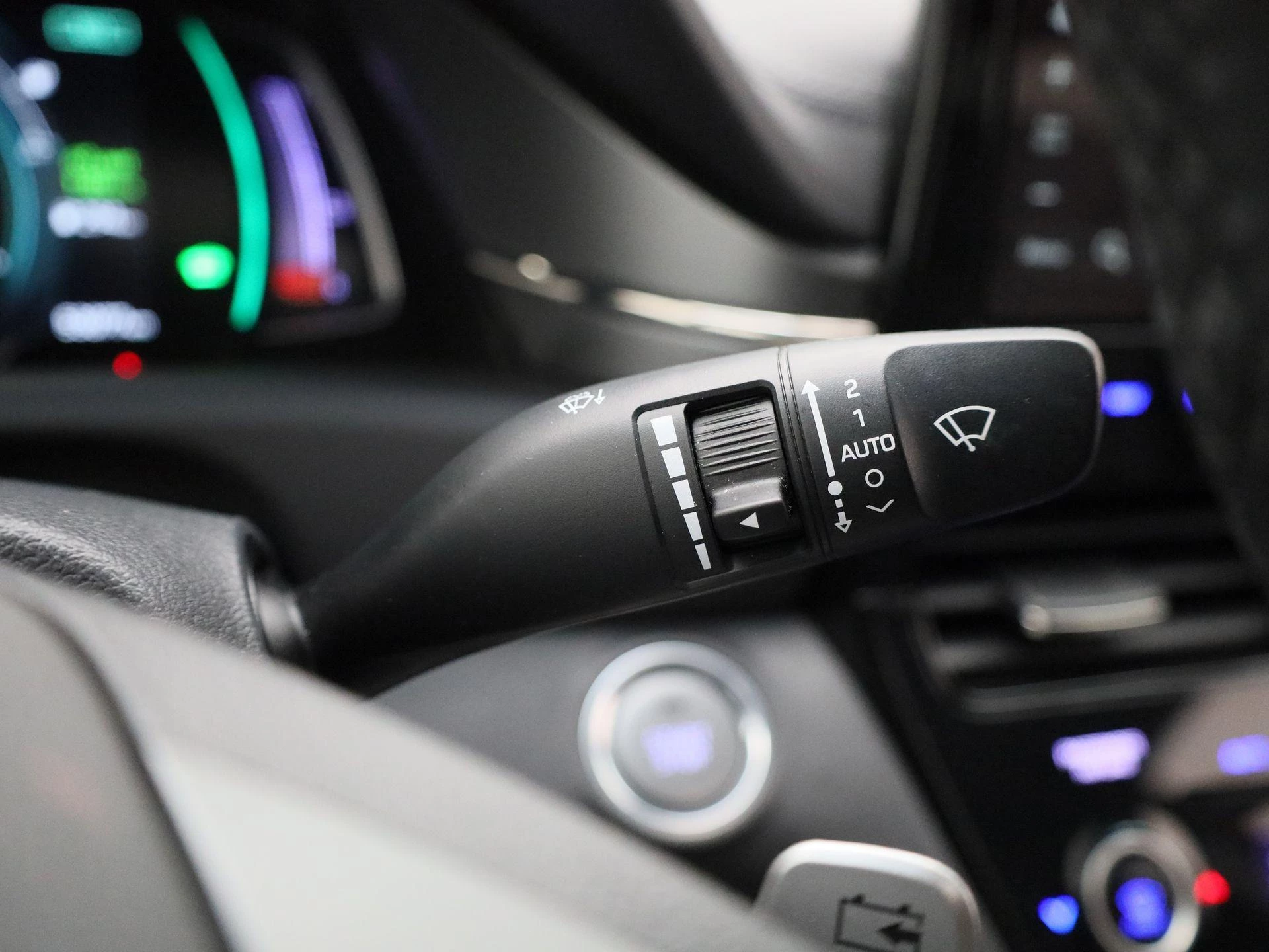 Hyundai-IONIQ-image-21