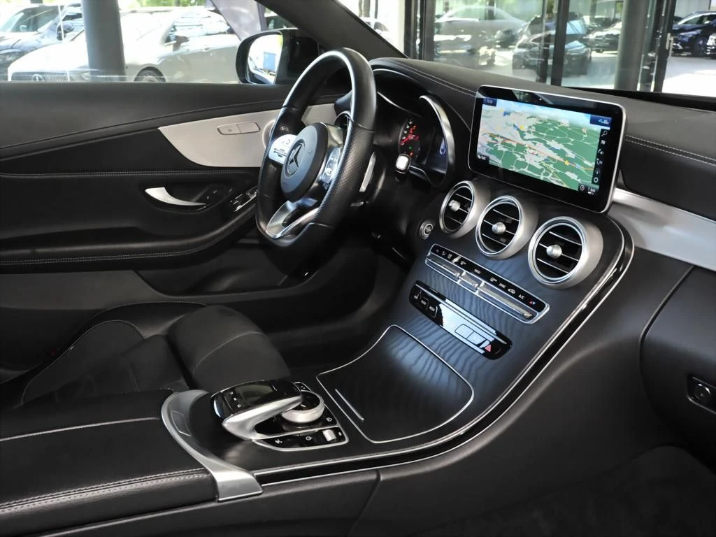 Mercedes-Benz-C-Klasse 180-image-9
