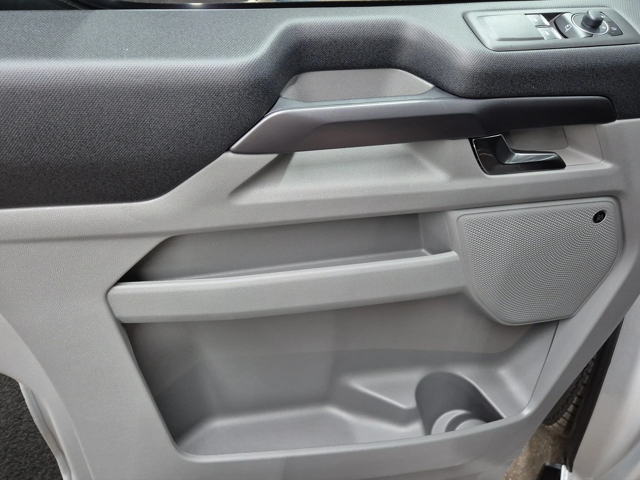 Ford-Tourneo Custom-image-15