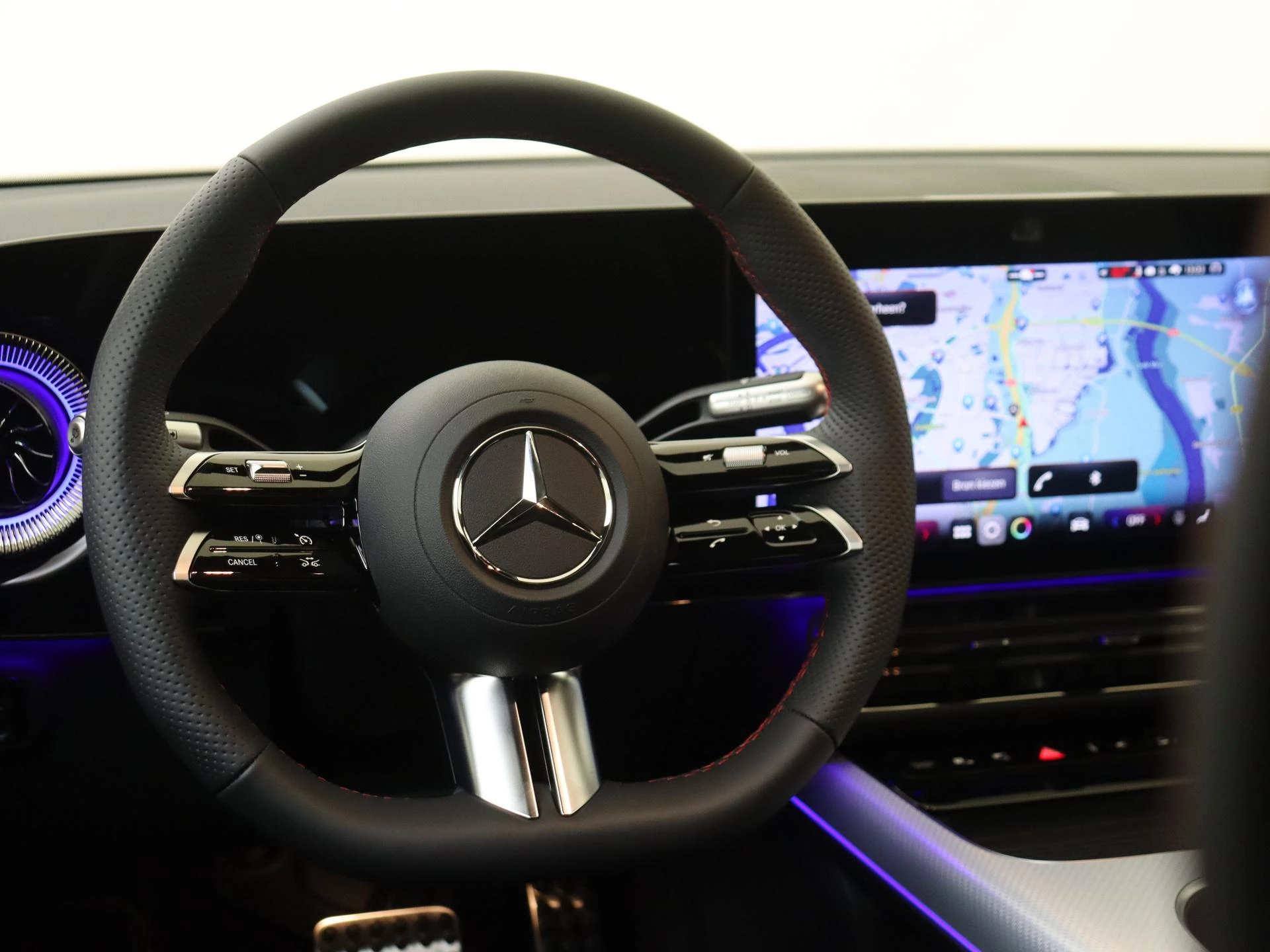 Mercedes-Benz CLA 200 AMG Line Plus