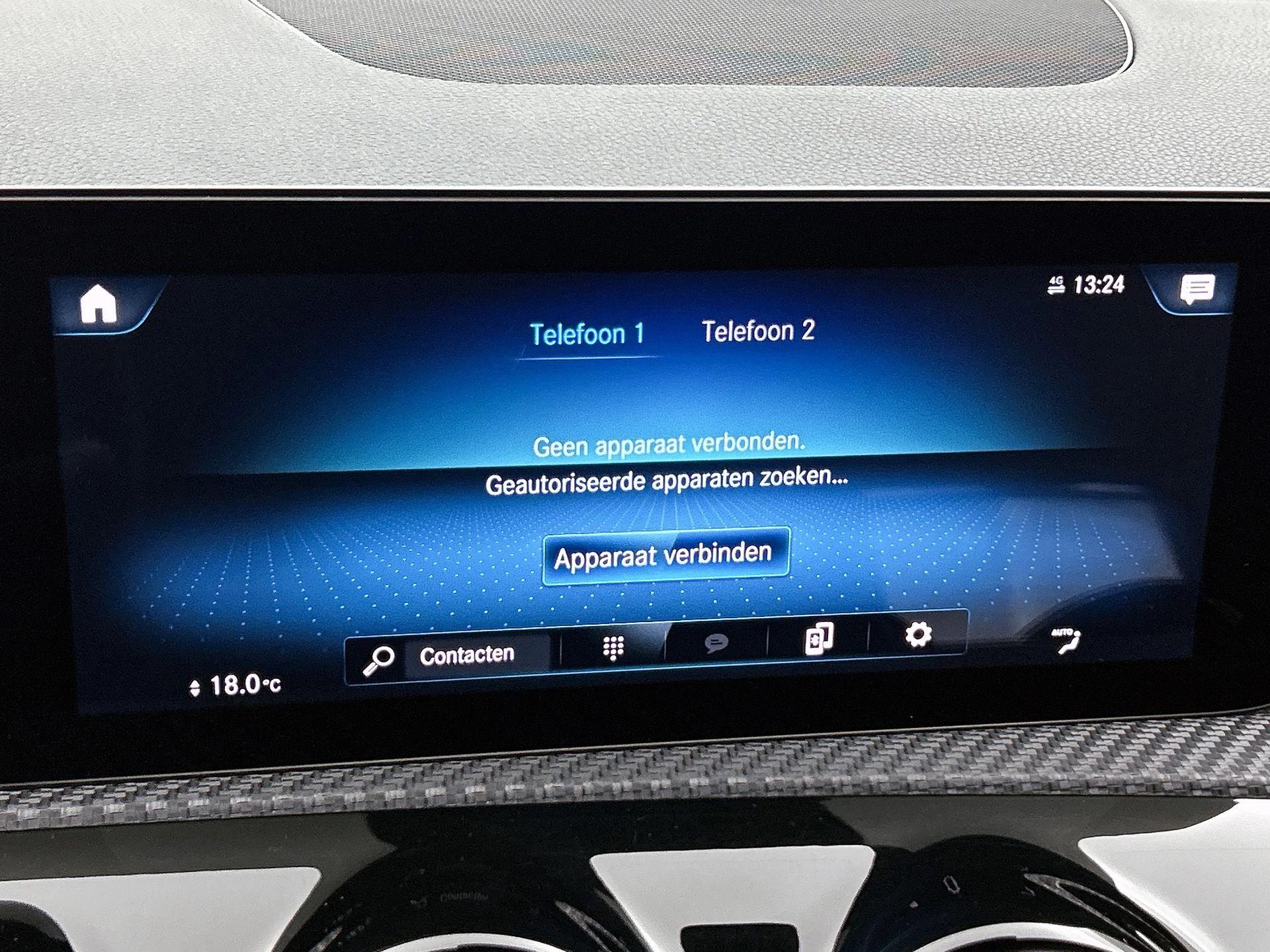 Mercedes-Benz-CLA-image-12