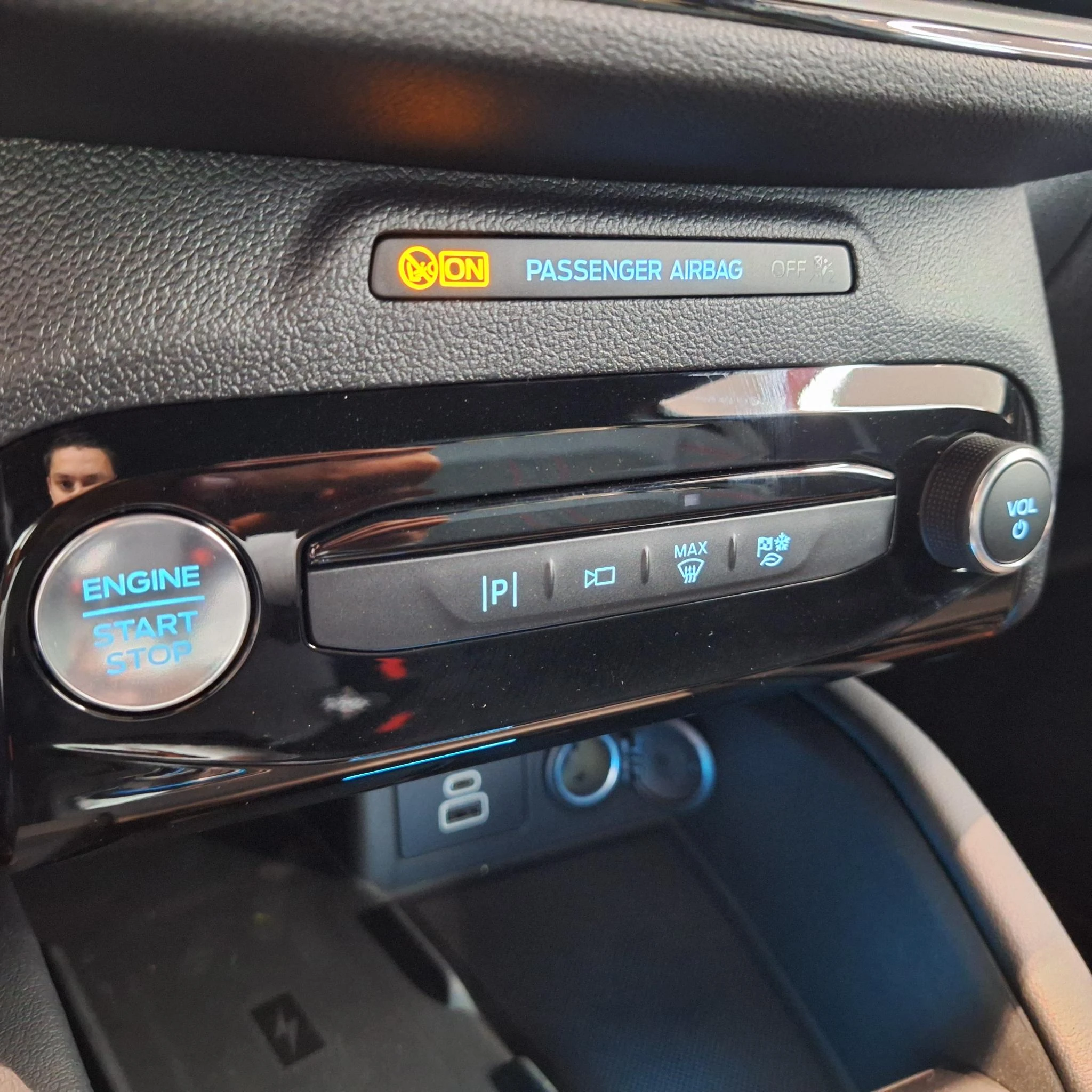 Ford-Kuga-image-36