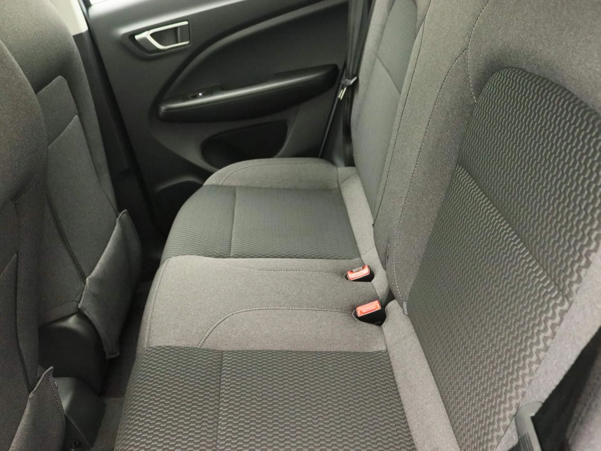 Leapmotor-T03-image-11