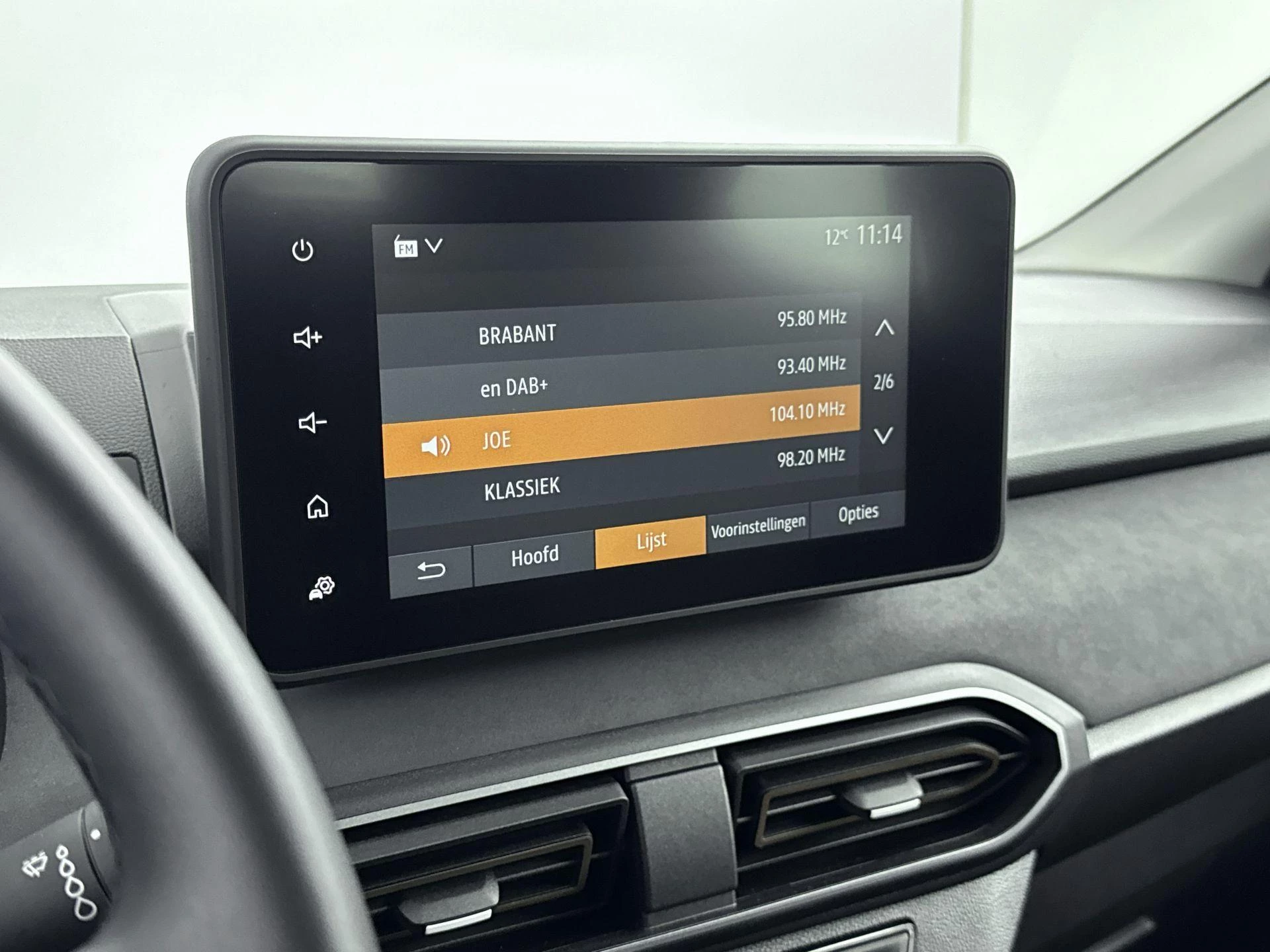 Dacia-Sandero Stepway-image-6