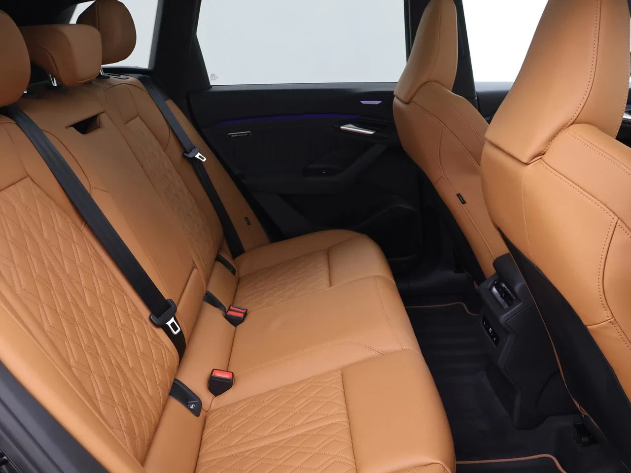 Audi-Q6 e-tron-image-25