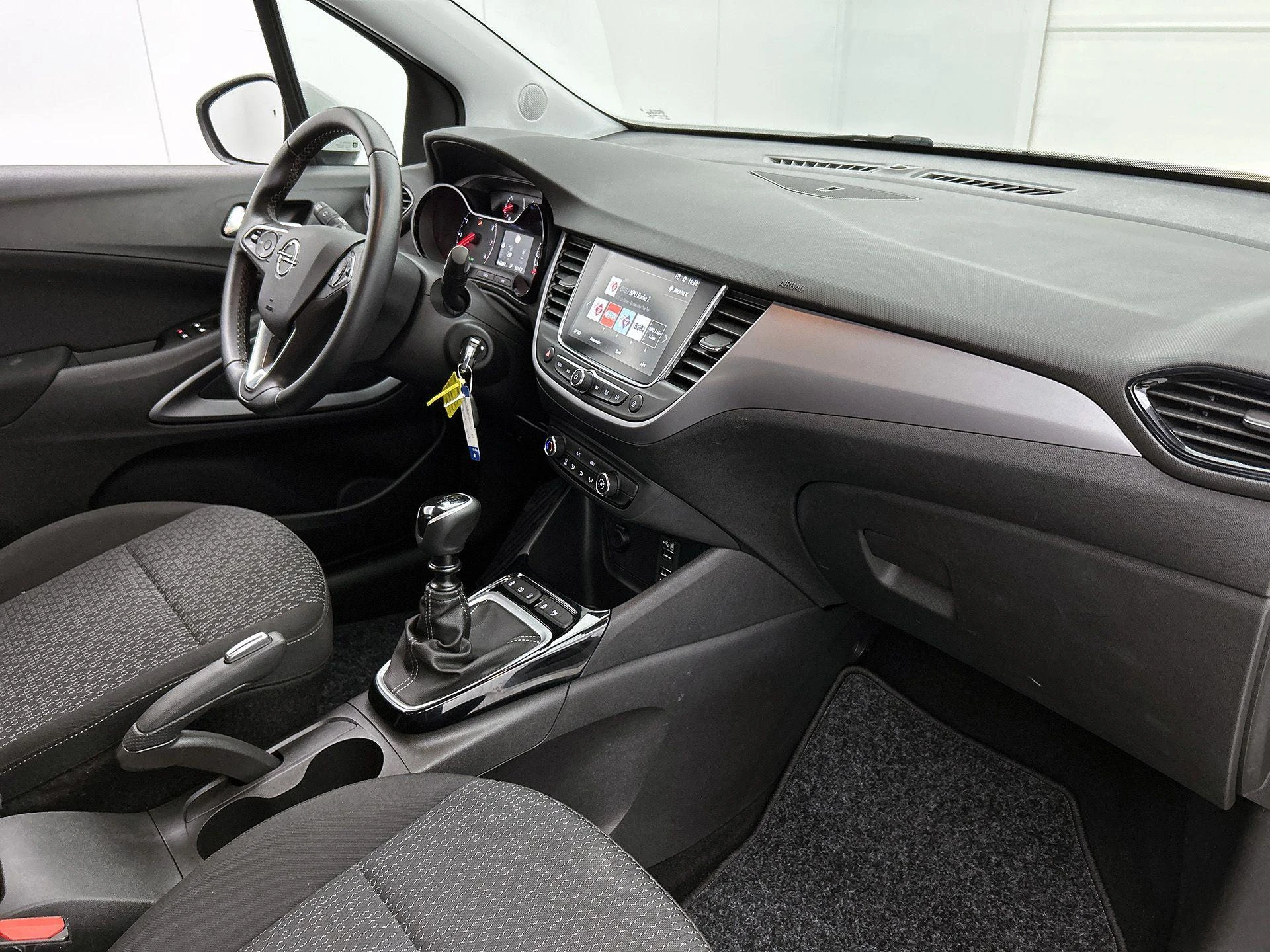 Opel-Crossland X-image-19