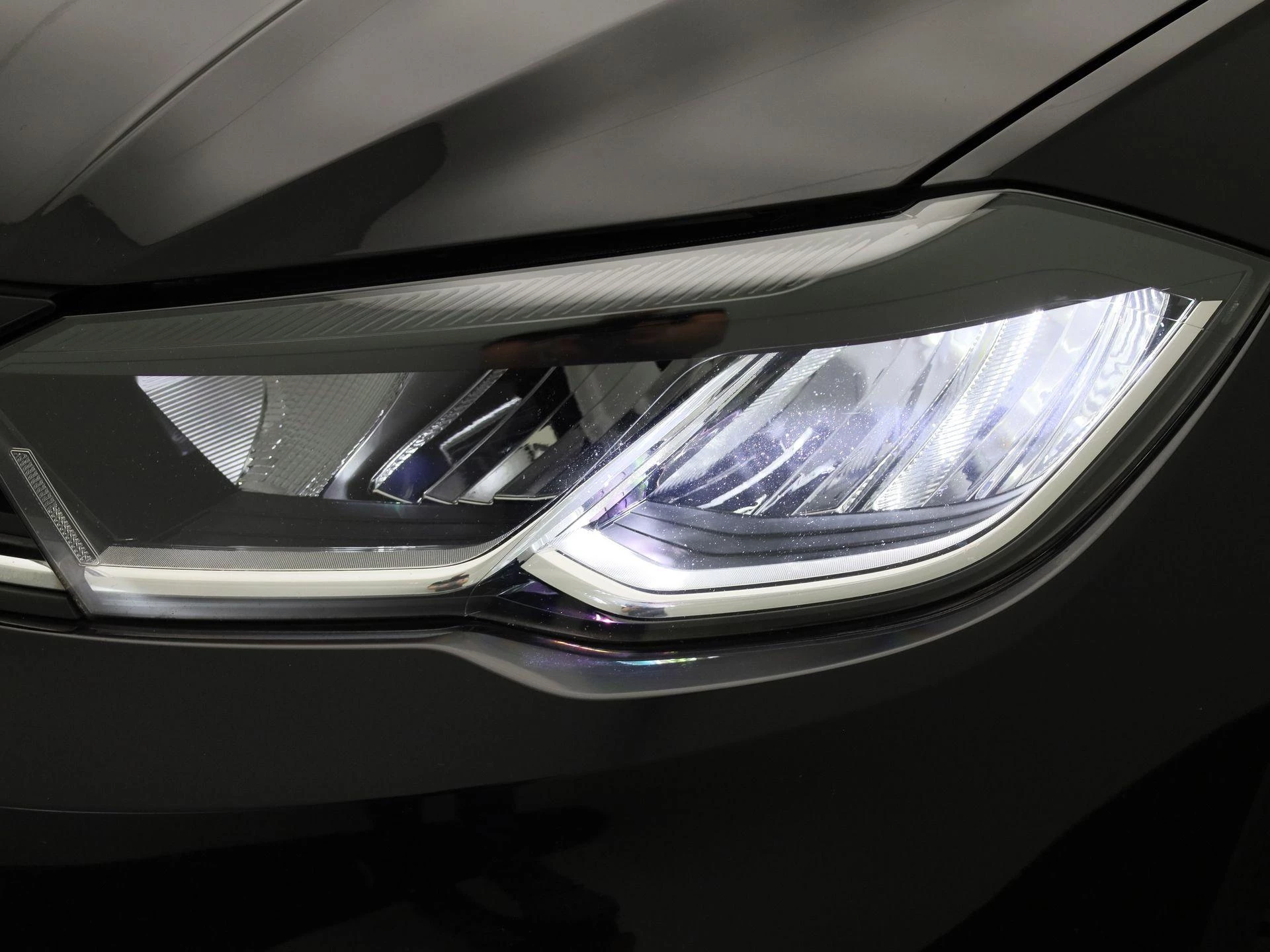 Volkswagen-Polo-image-14