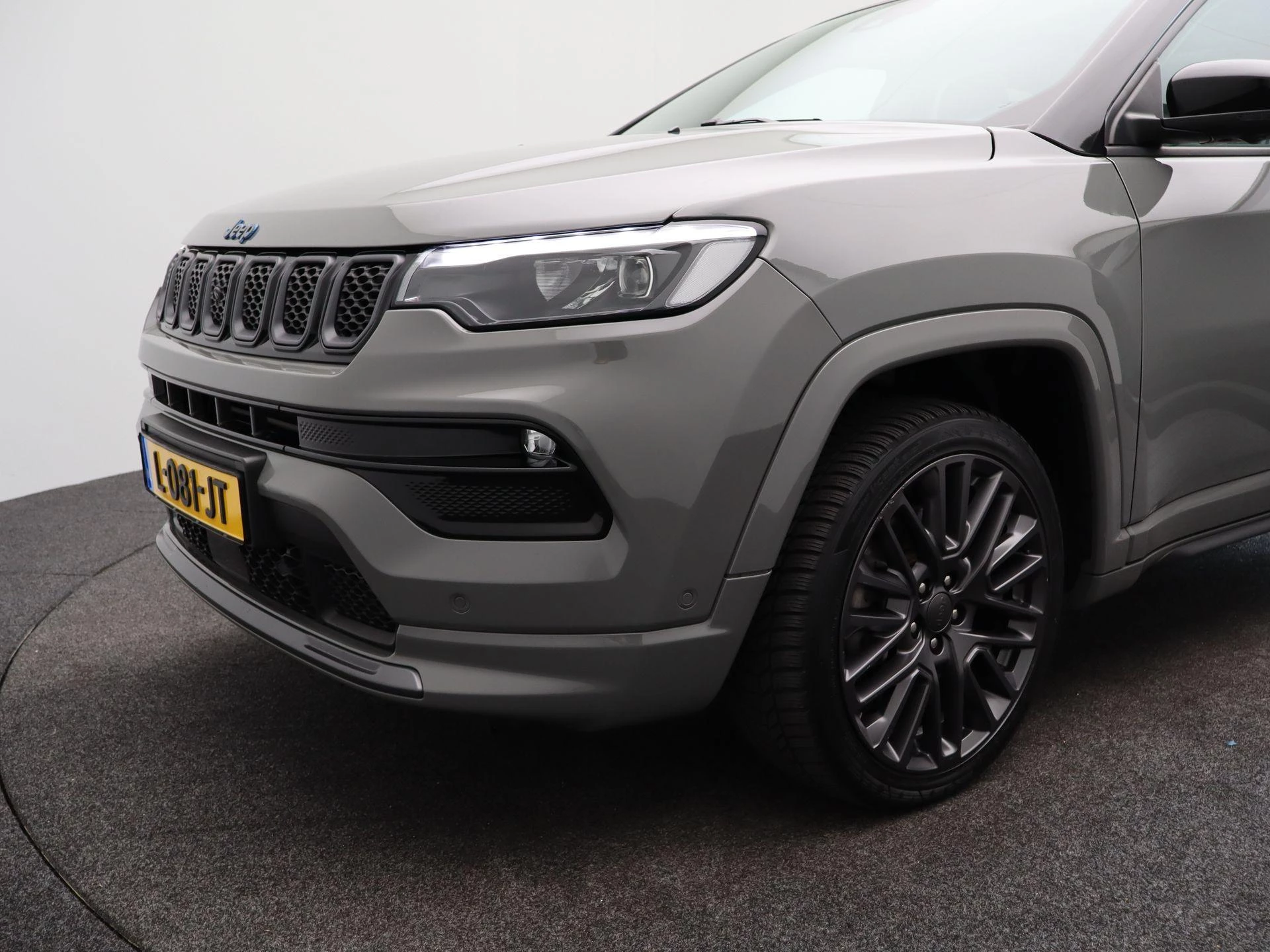 Jeep-Compass-image-39