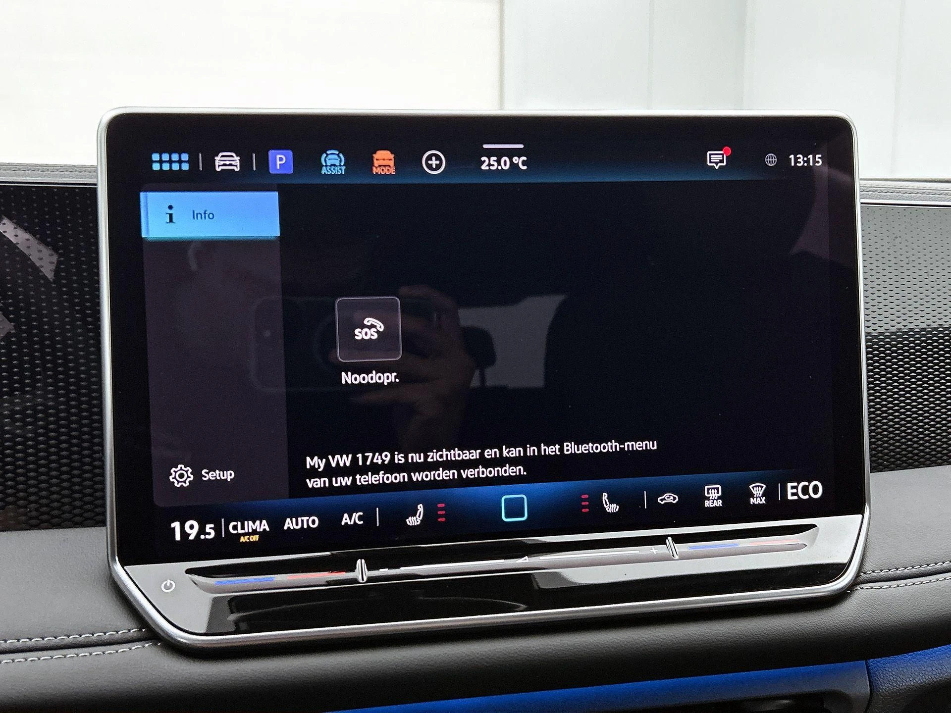 Volkswagen-Tiguan-image-9