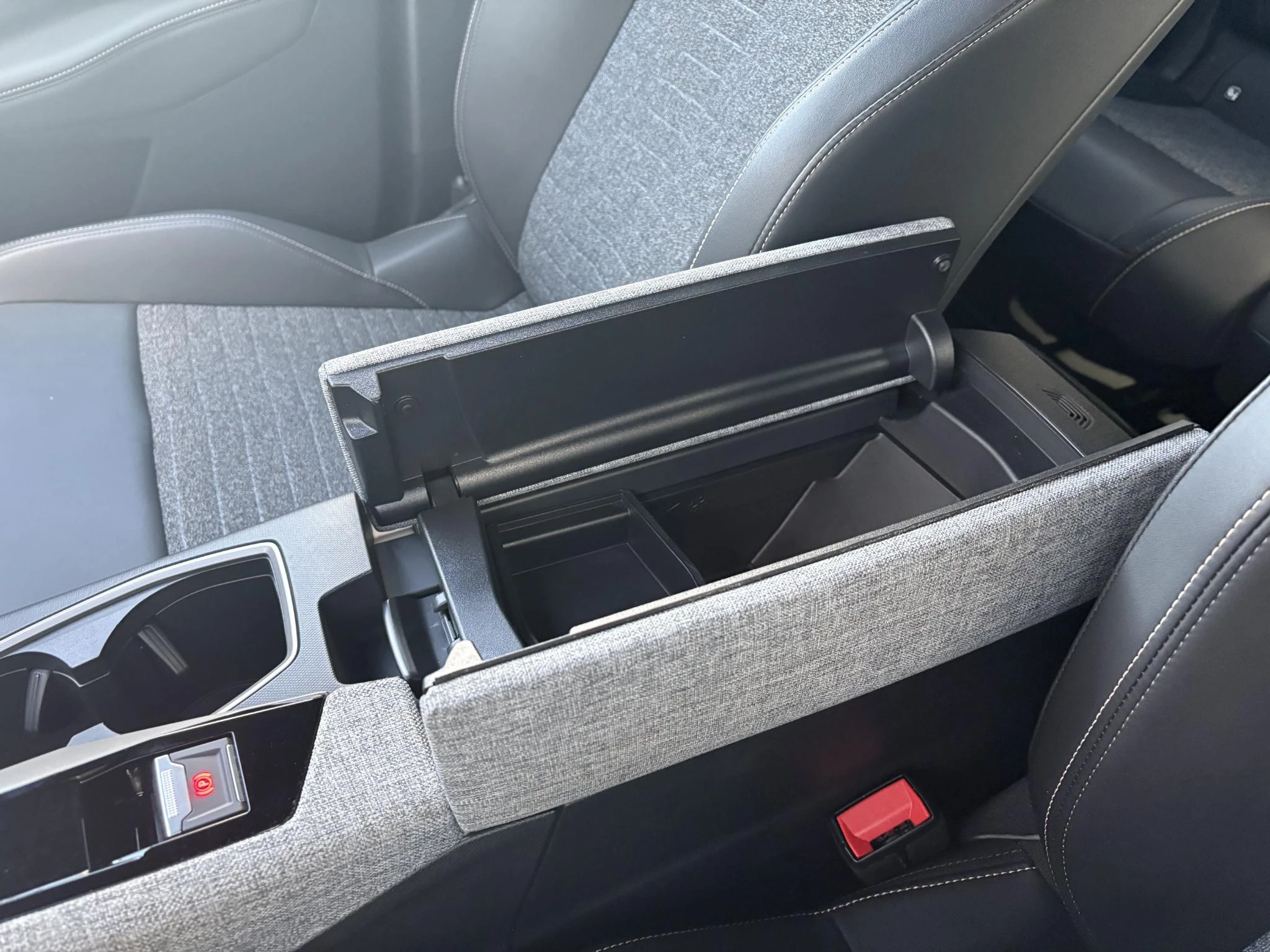 Peugeot-5008-image-23