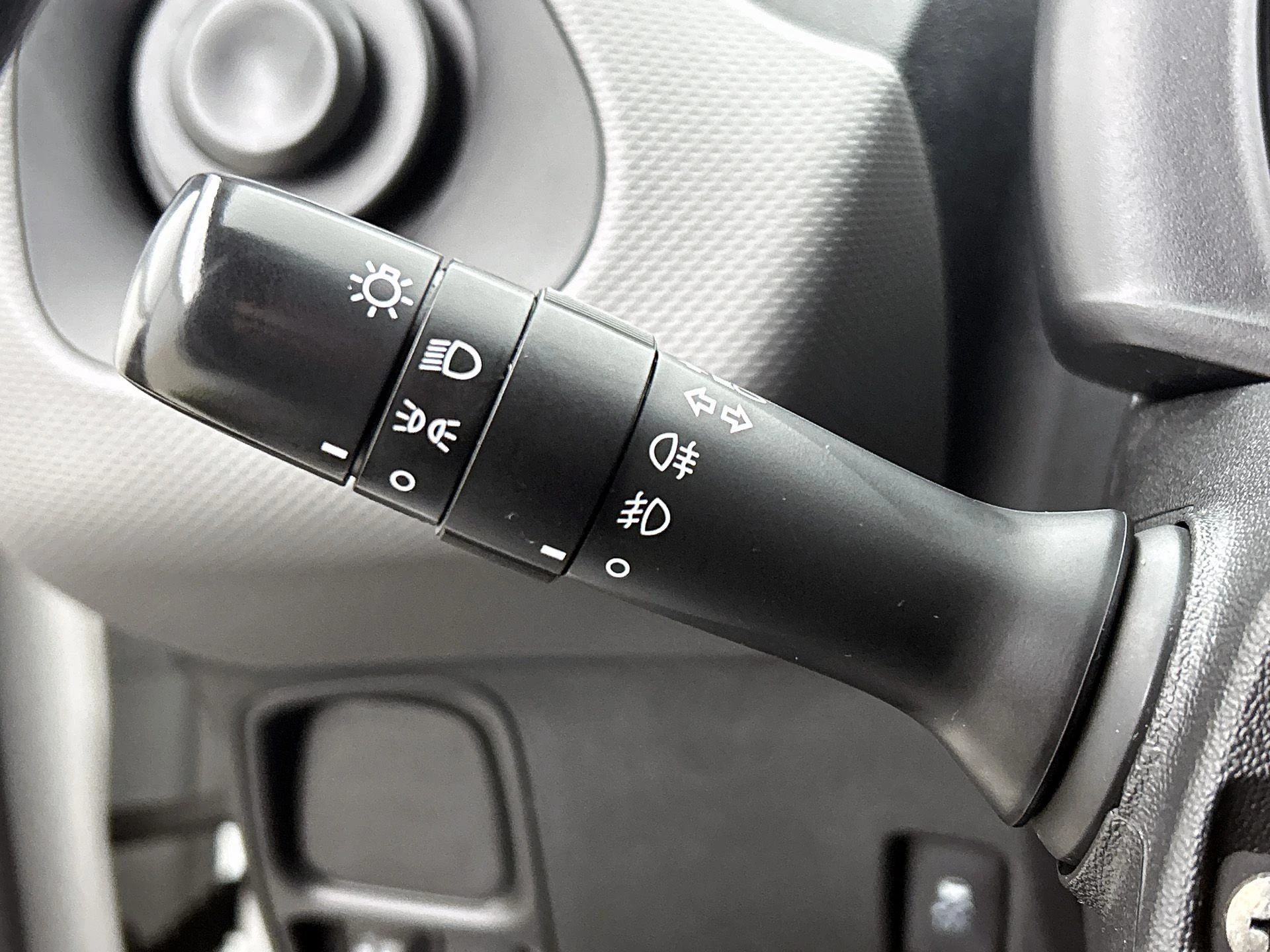 Peugeot-108-image-6