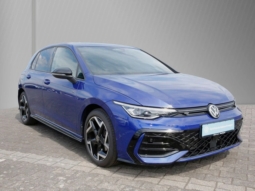 Volkswagen-Golf-image-1