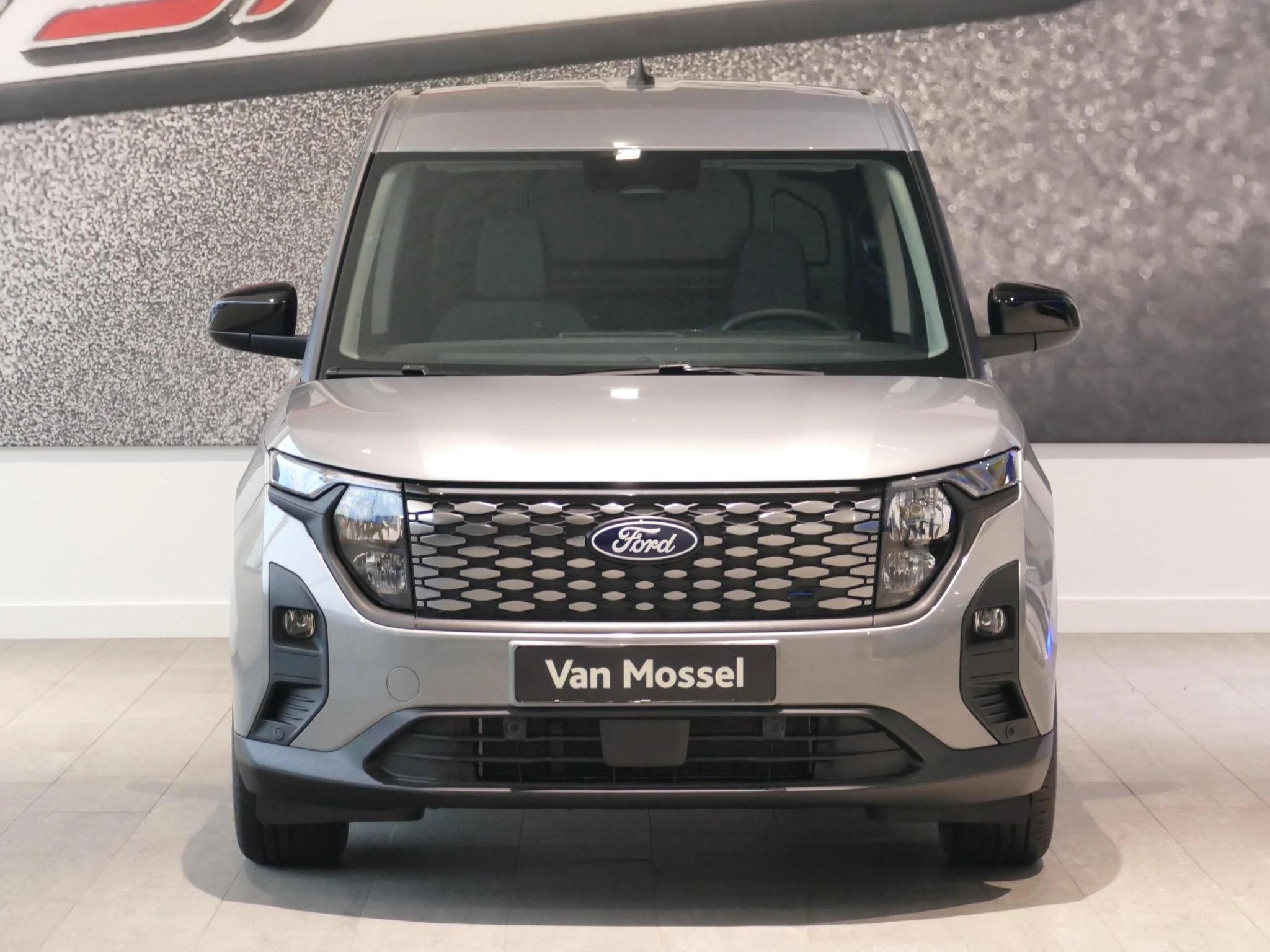 Ford-Transit Courier-image-38