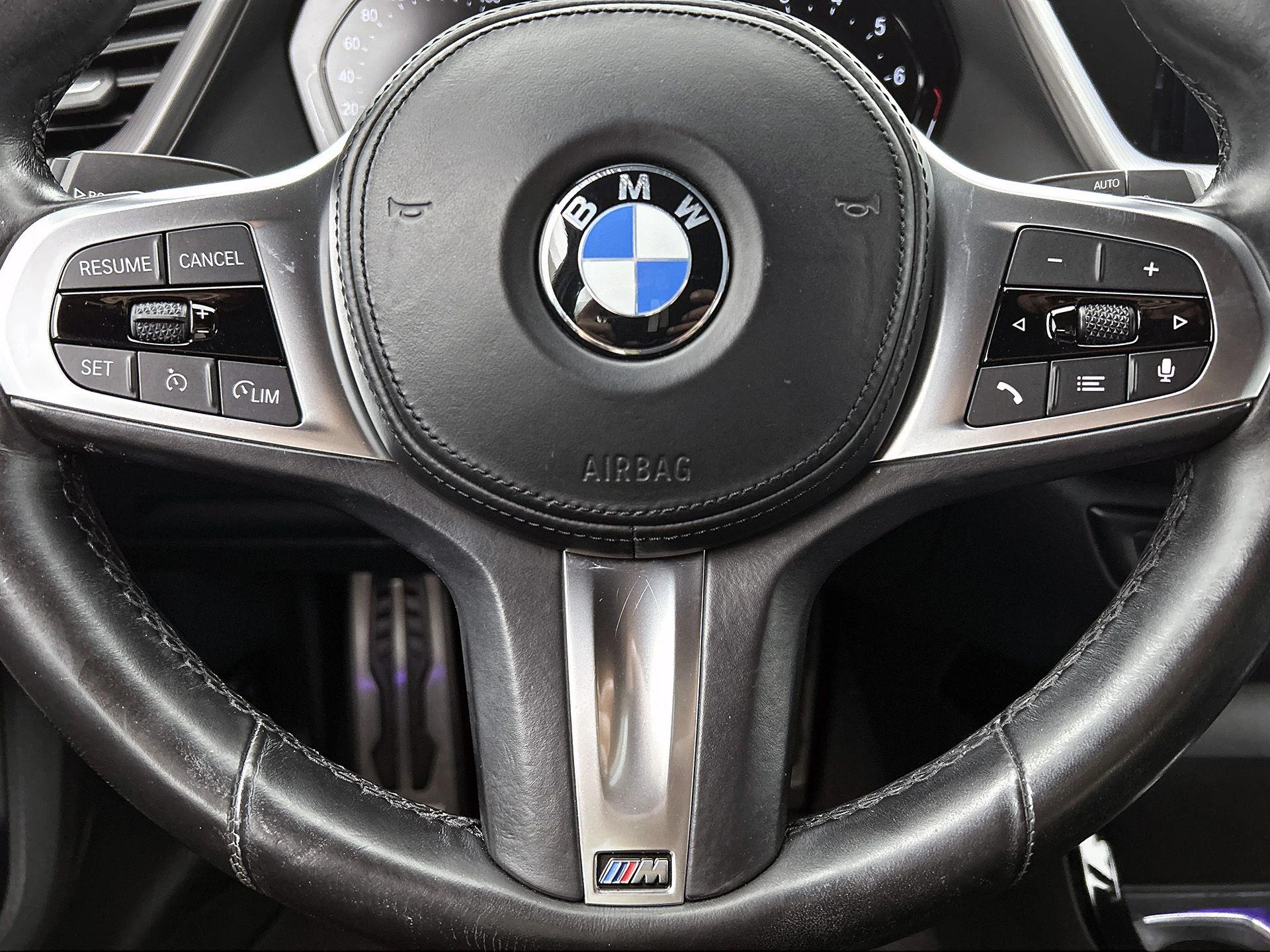 BMW-1 Serie-image-40