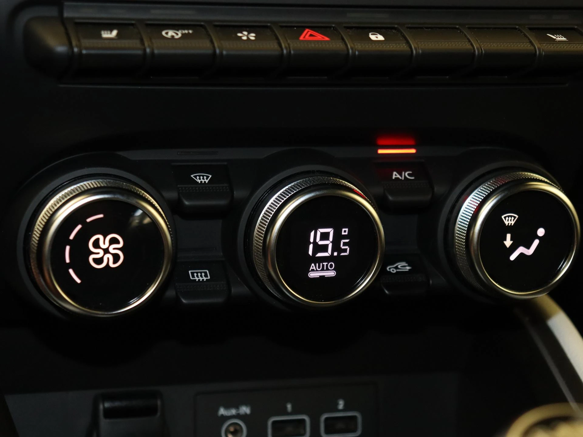 Renault-Clio-image-19