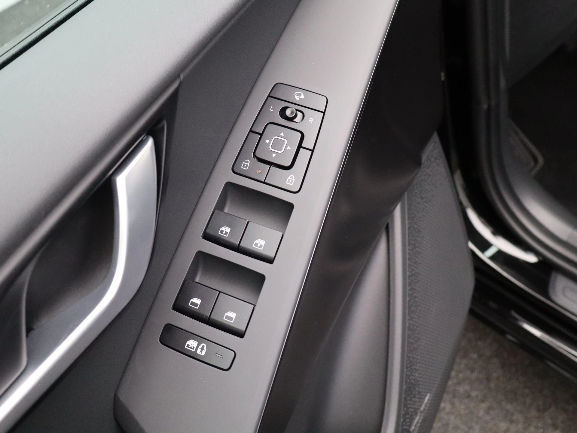 Kia-Niro-image-27